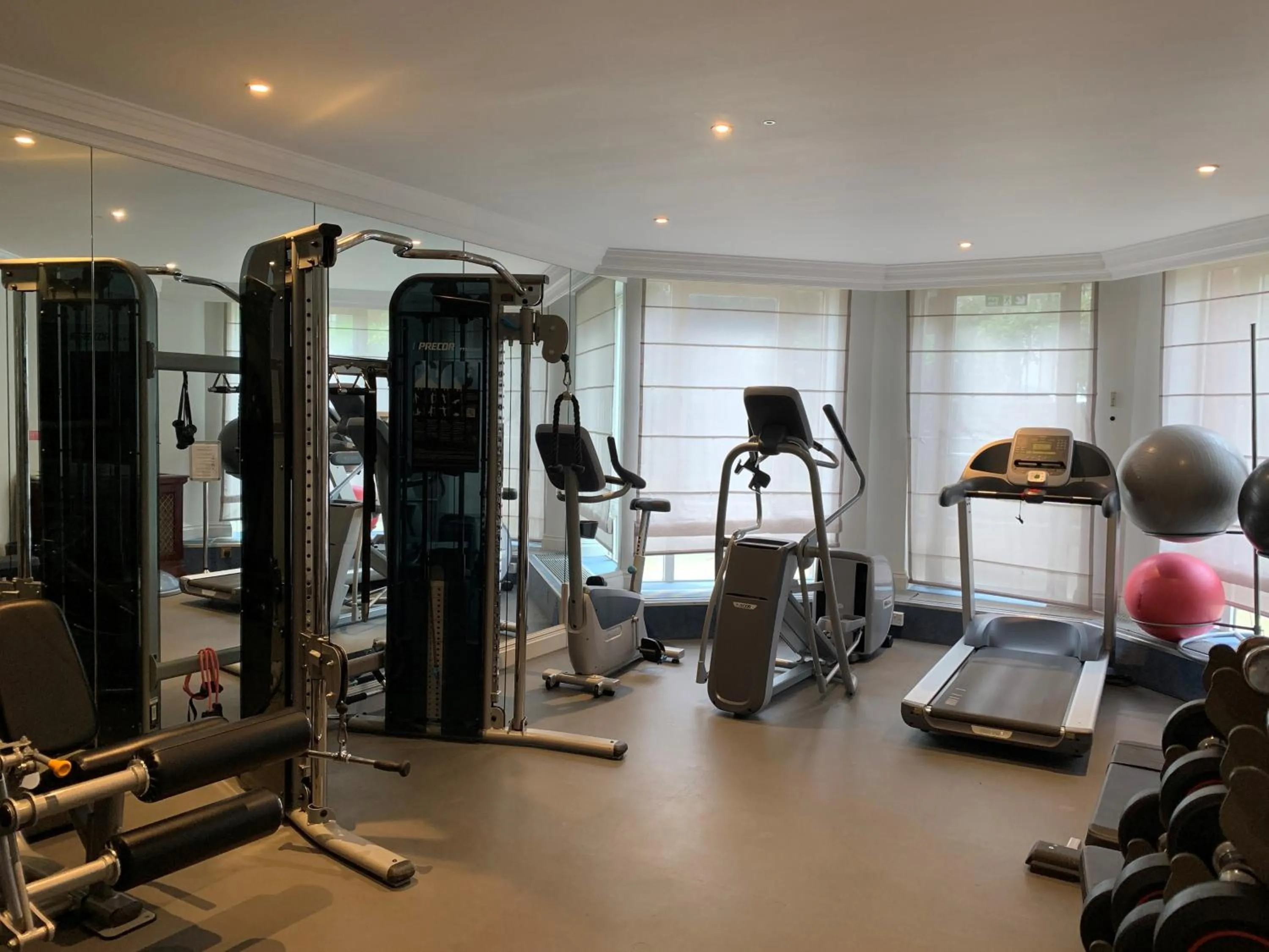 Fitness centre/facilities in Cheval Thorney Court at Hyde Park