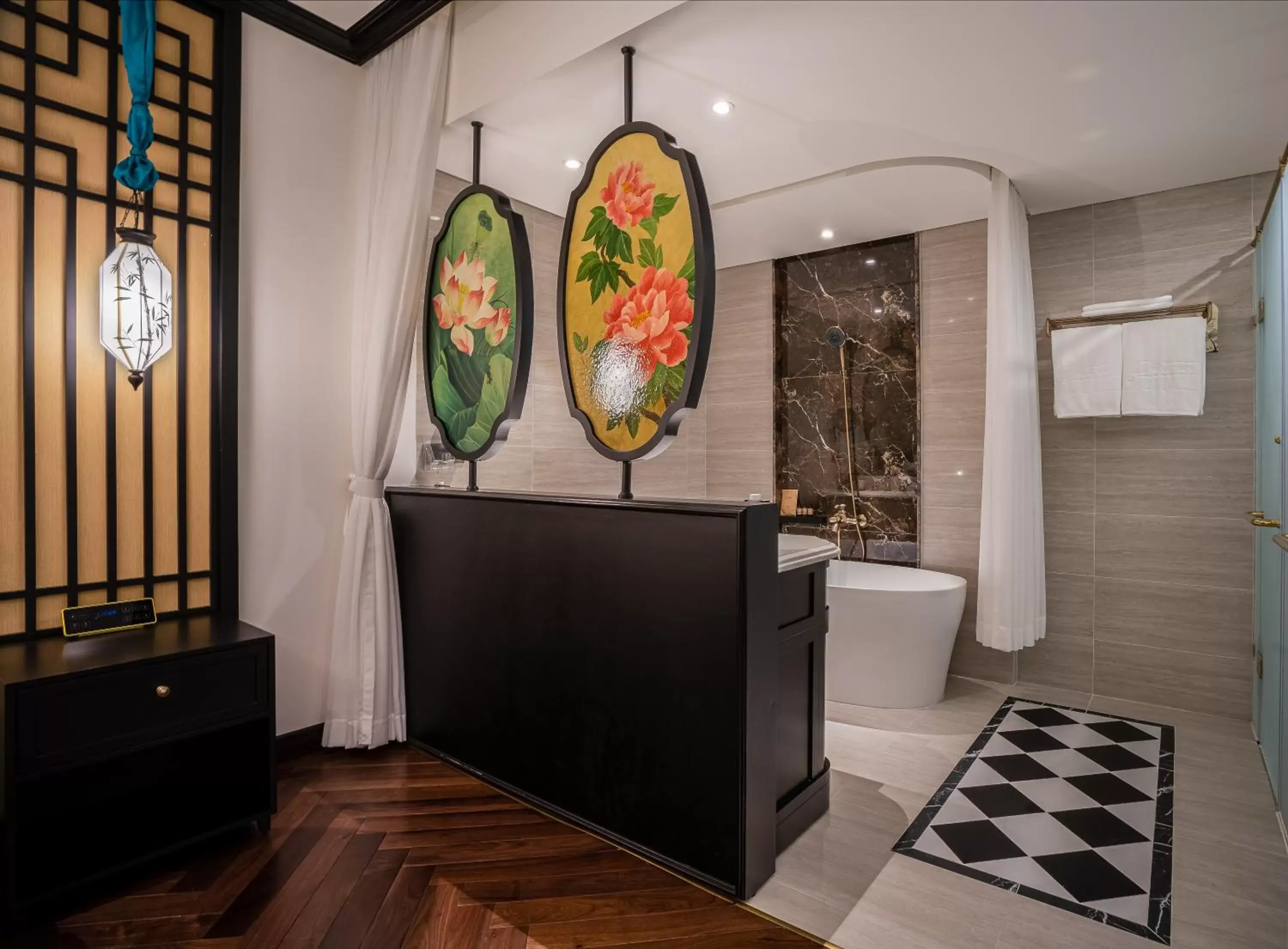 Bathroom, Lobby/Reception in Potique Hotel
