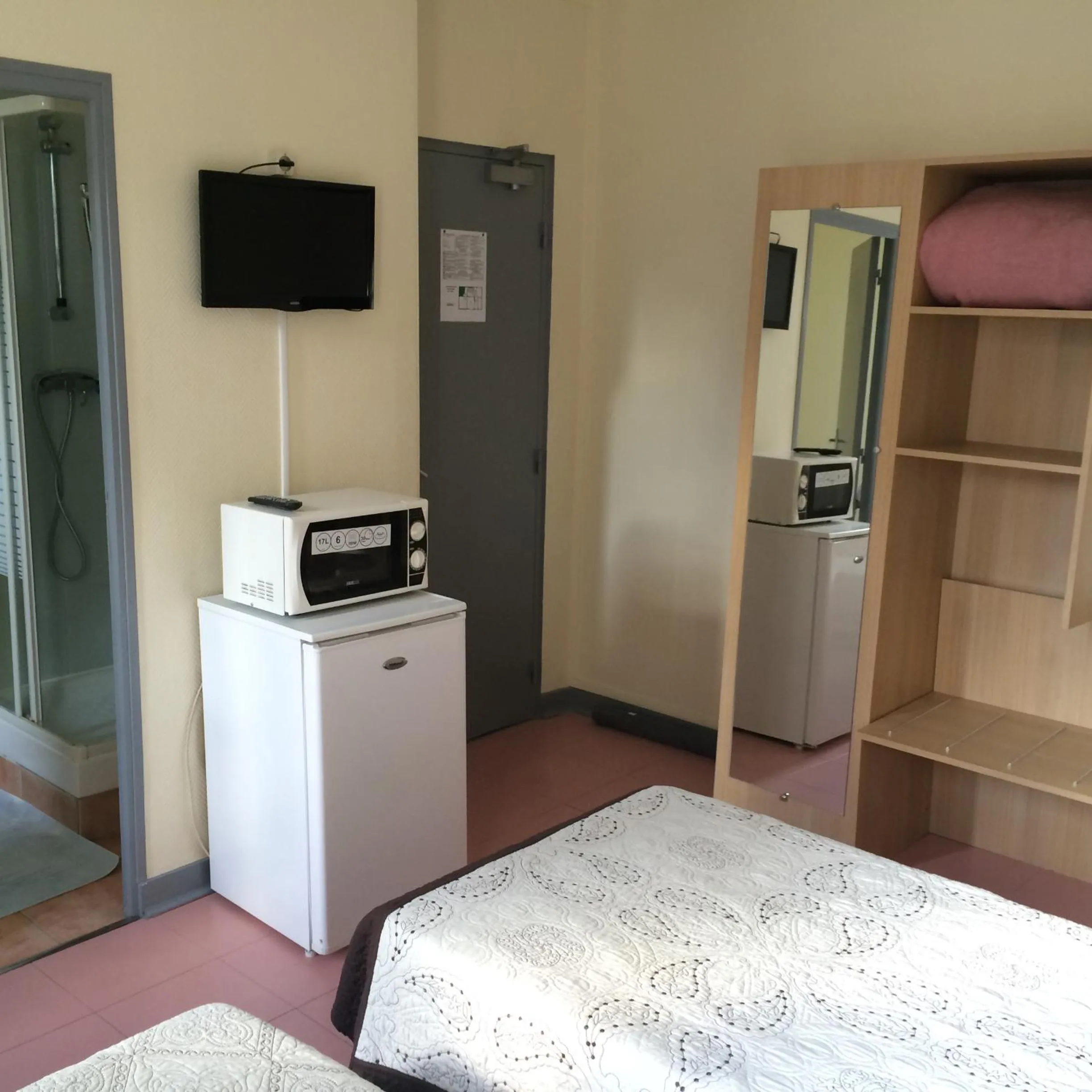 Decorative detail in Au Royal Mad