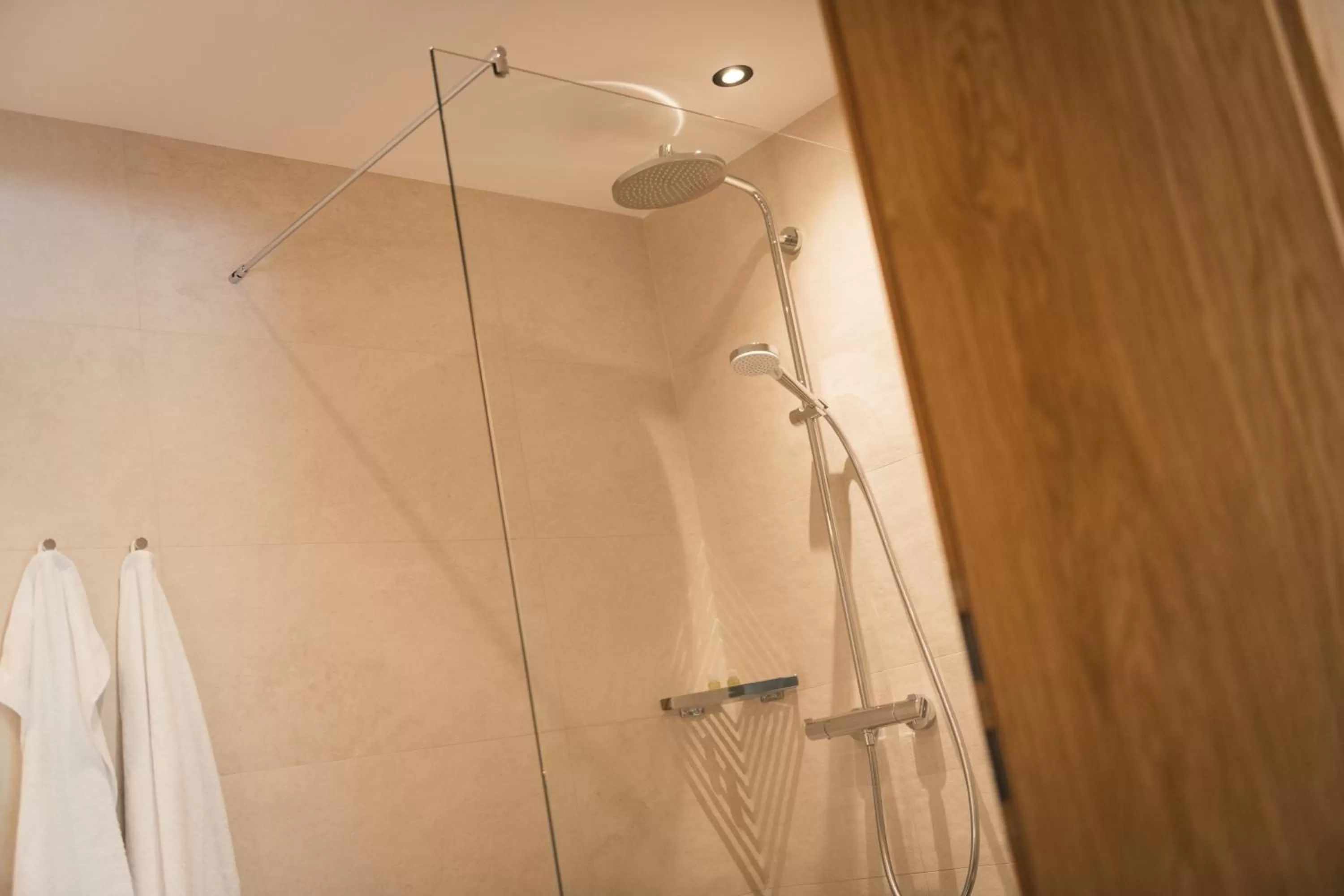 Shower in Edenhauserhof