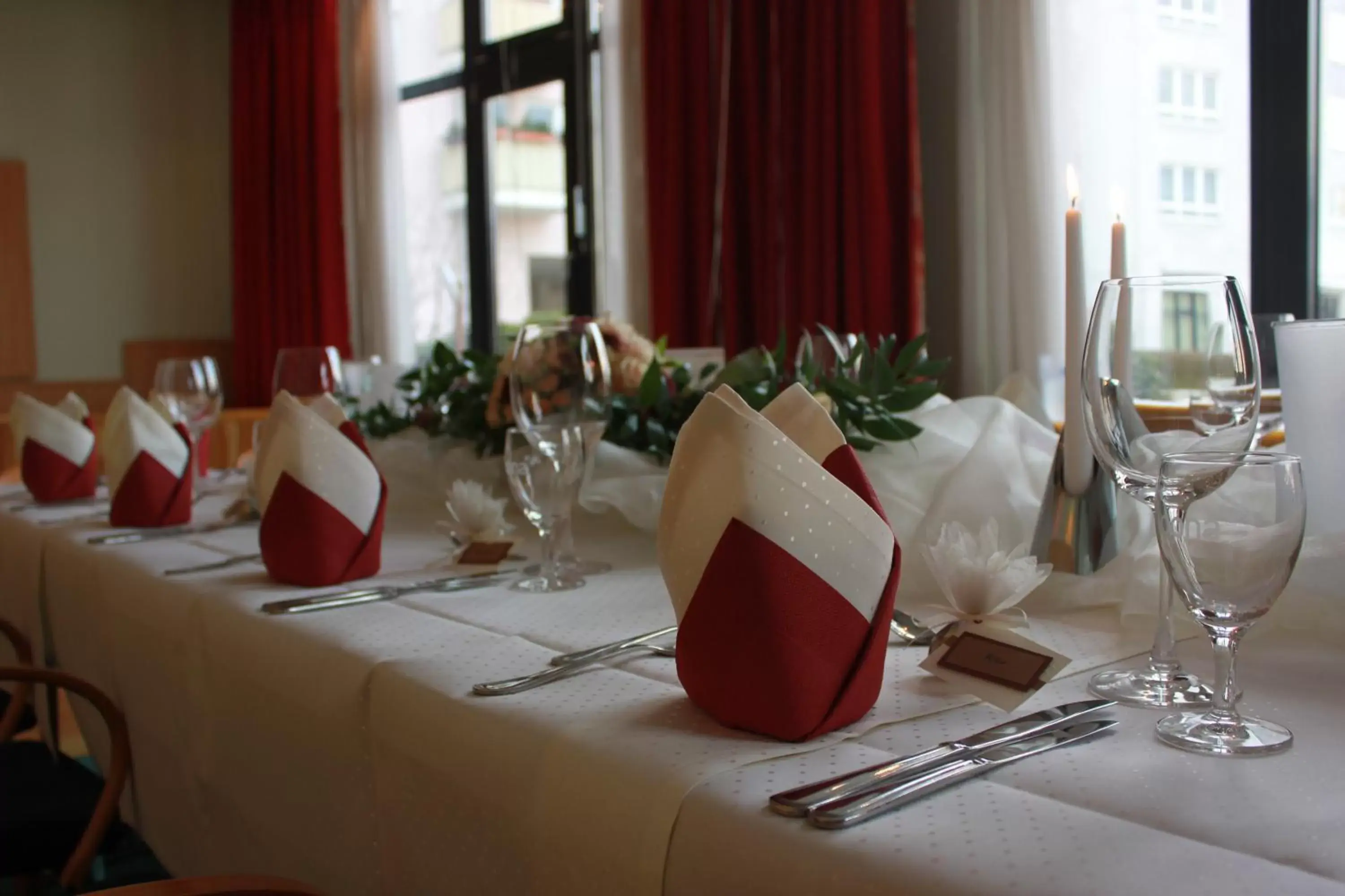 Restaurant/Places to Eat in Hotel Ascot Bristol