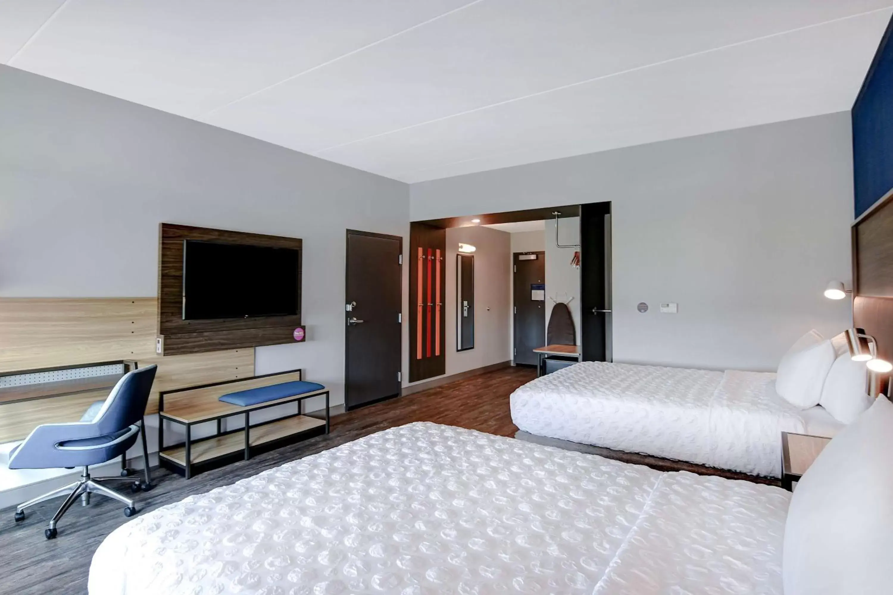 Bed in Tru By Hilton Columbia Greystone