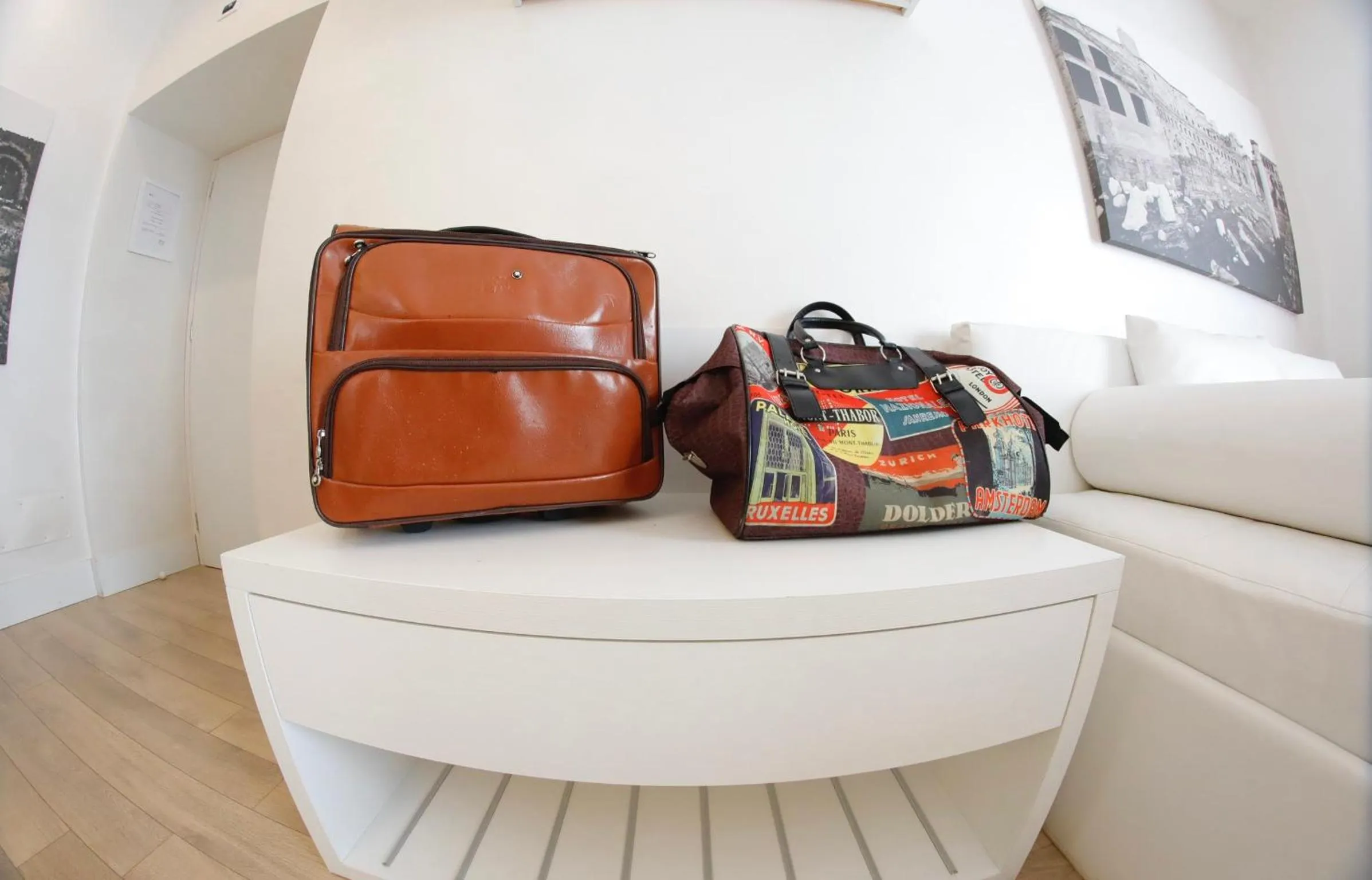 Decorative detail in Tullia&Prisca Relais