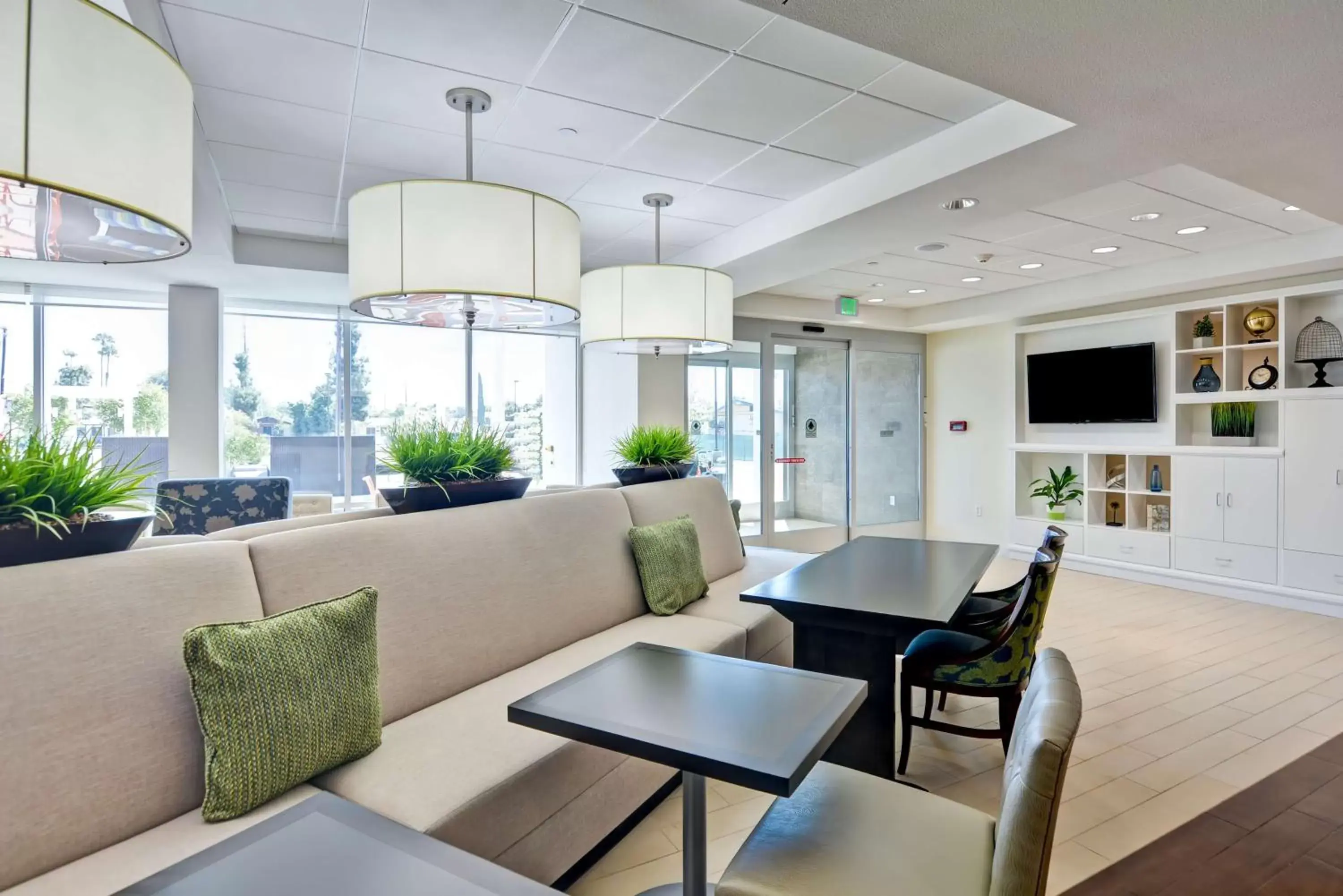 Lobby or reception in Home2 Suites Azusa