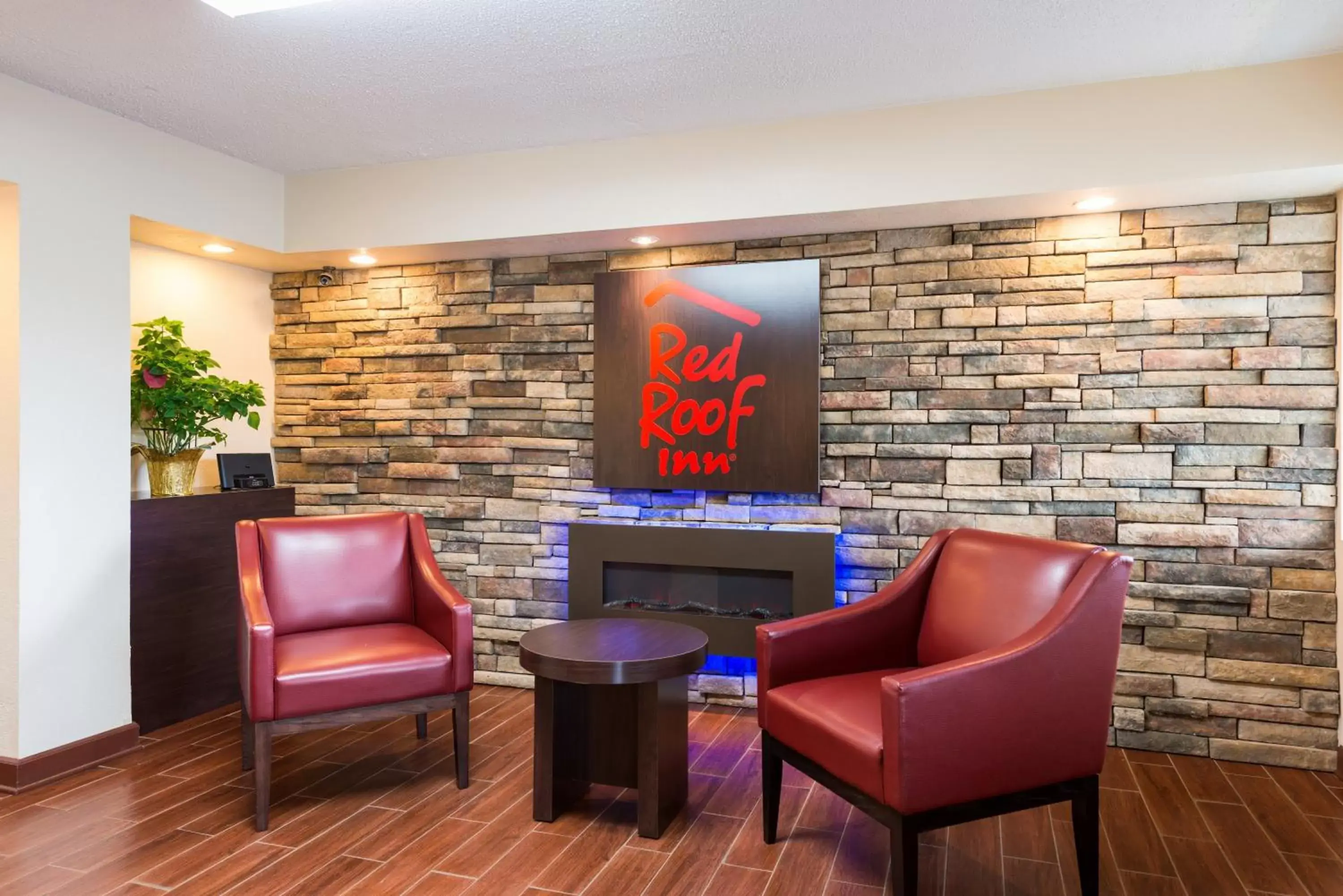 Lobby or reception, Seating Area in Red Roof Inn Marion, IN