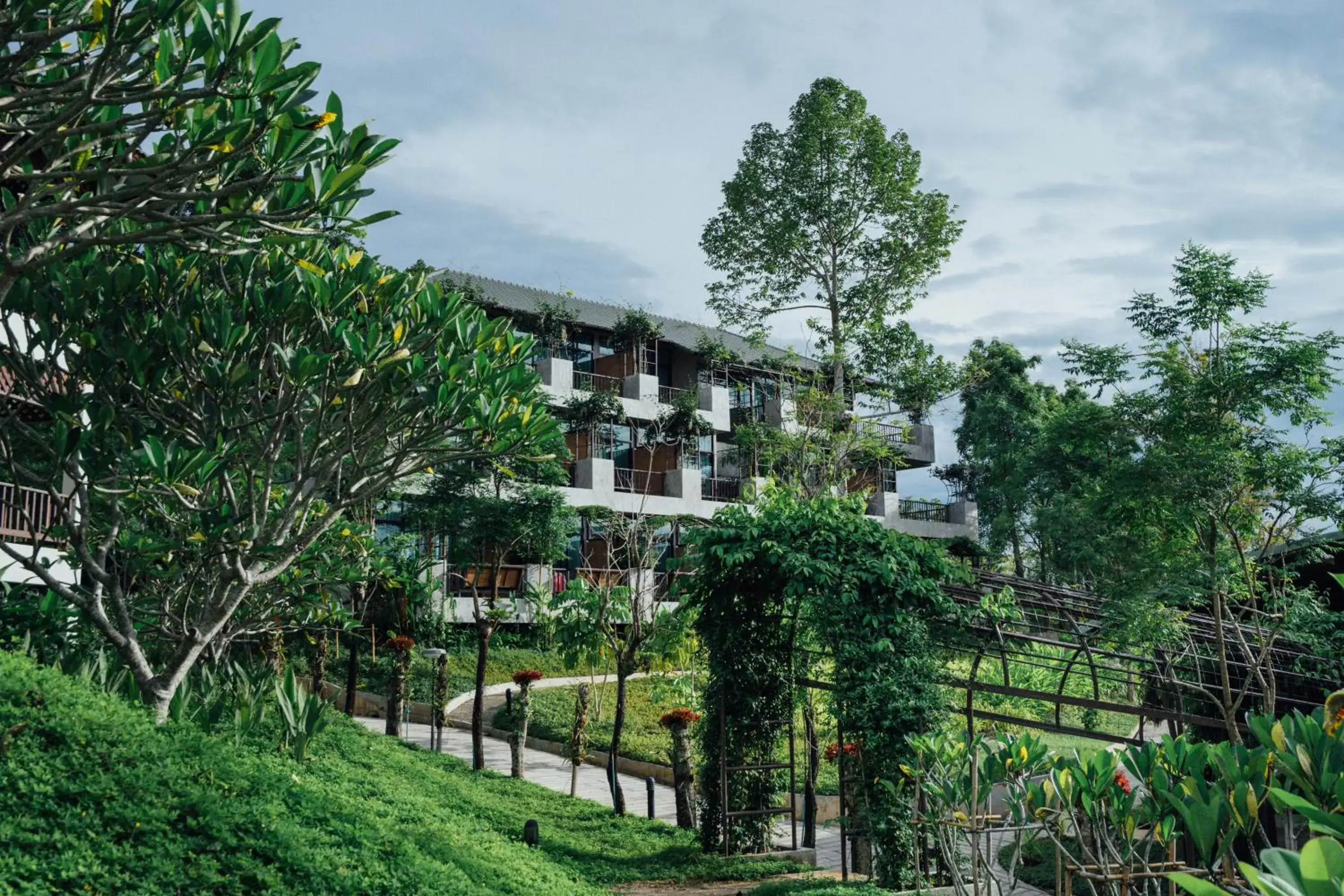 Property Building in Bansaeo Garden and Resort