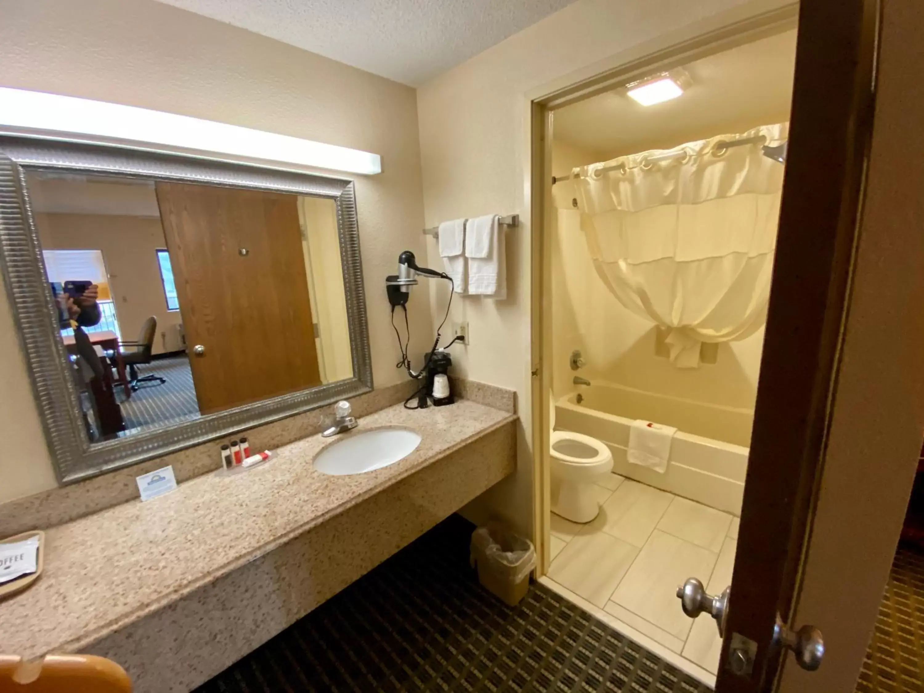 Bathroom in Days Inn by Wyndham Morehead