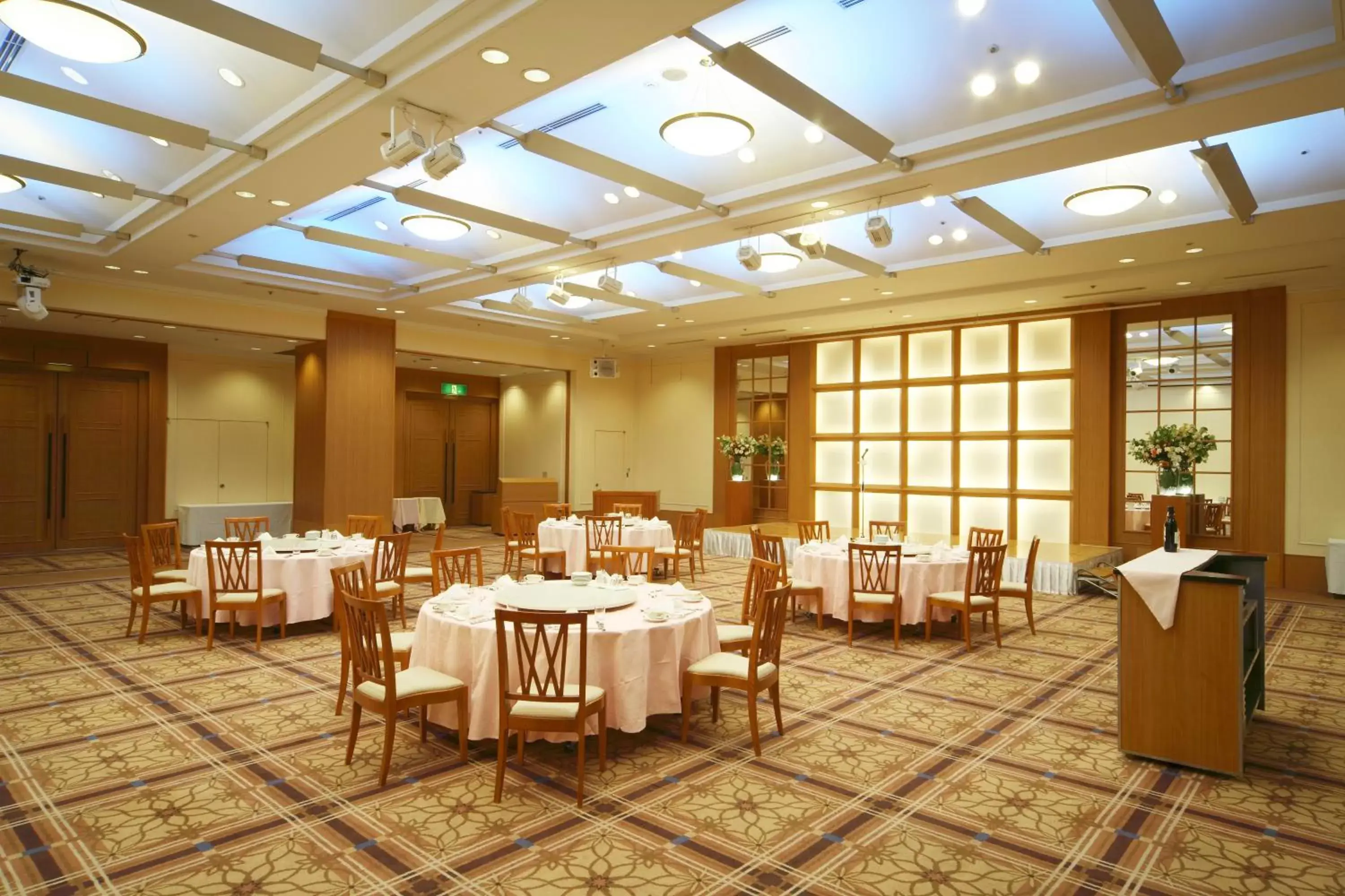 Banquet/Function facilities, Restaurant/Places to Eat in HOTEL MYSTAYS PREMIER Narita