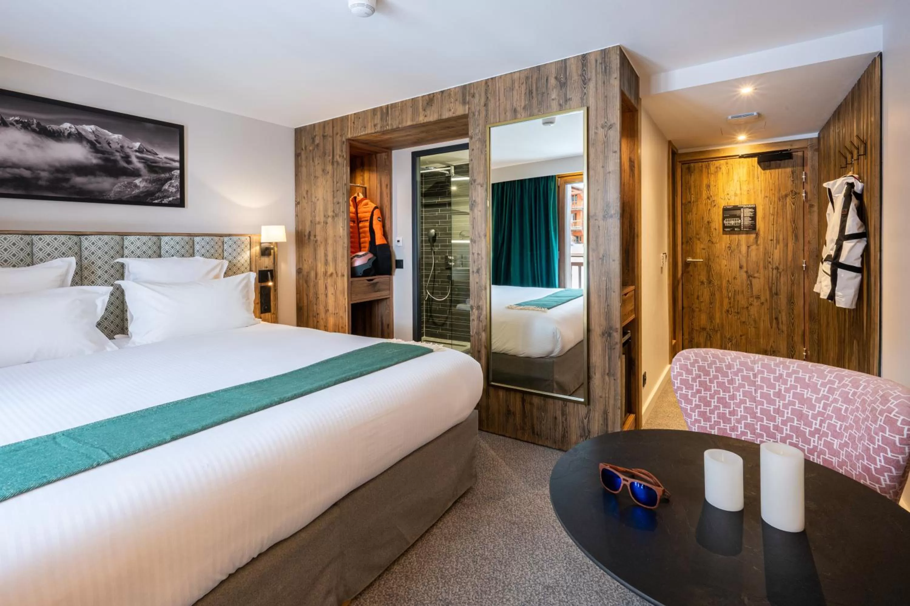 Photo of the whole room, Bed in Hotel Tetras Lodge