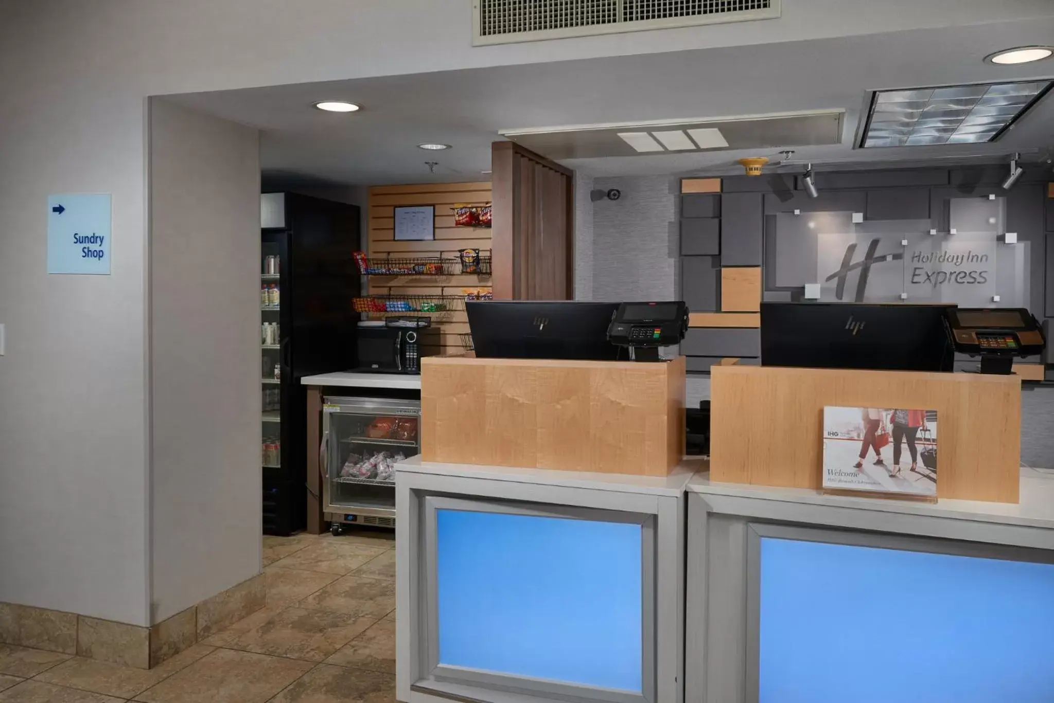 Property building in Holiday Inn Express Scottsdale North by IHG Property building in Holiday Inn Express Scottsdale North by IHG