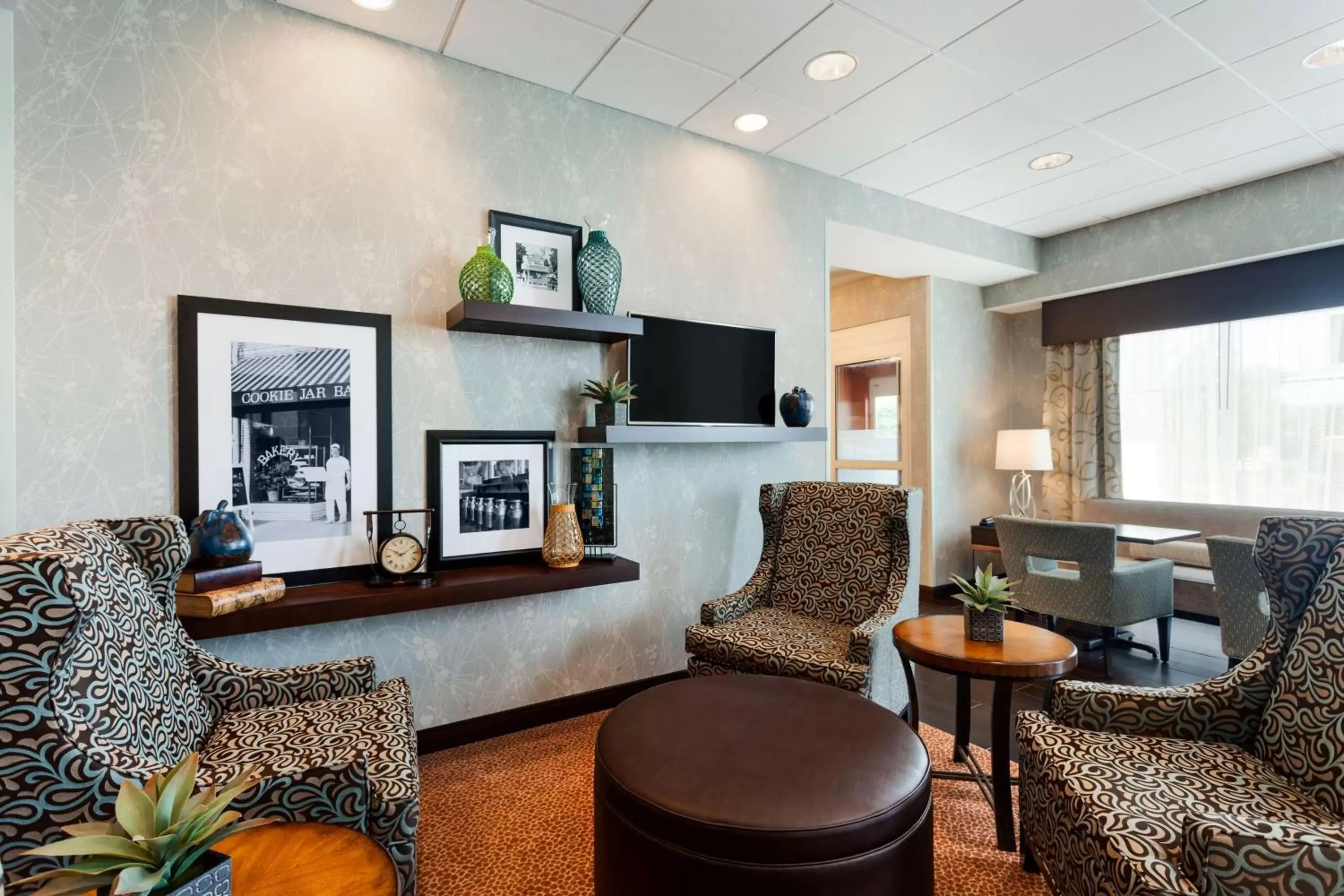 Lobby or reception, Seating Area in Hampton Inn & Suites Hershey Near the Park