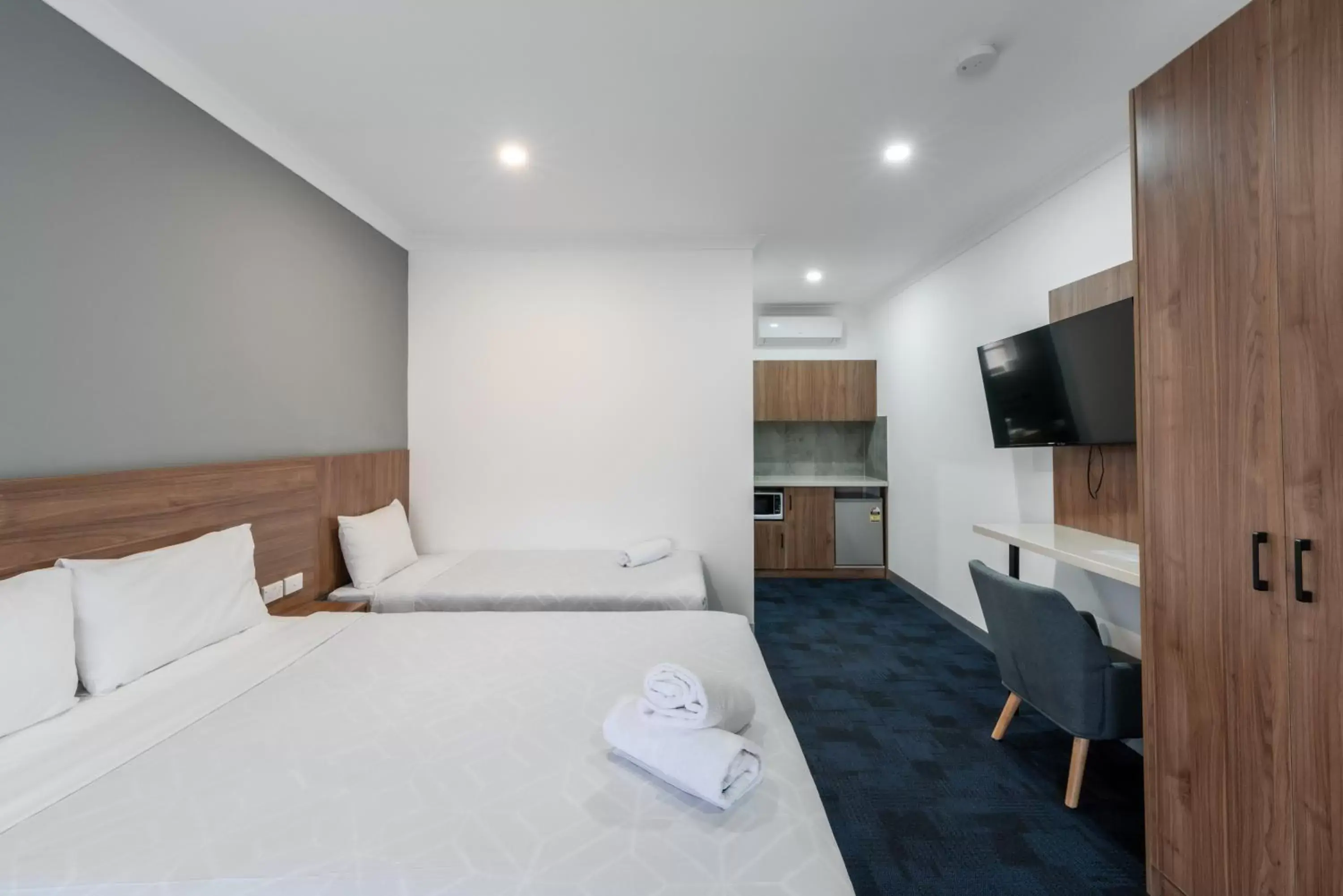 Bedroom, Bed in Yarra Valley Motel Bedroom, Bed in Yarra Valley Motel