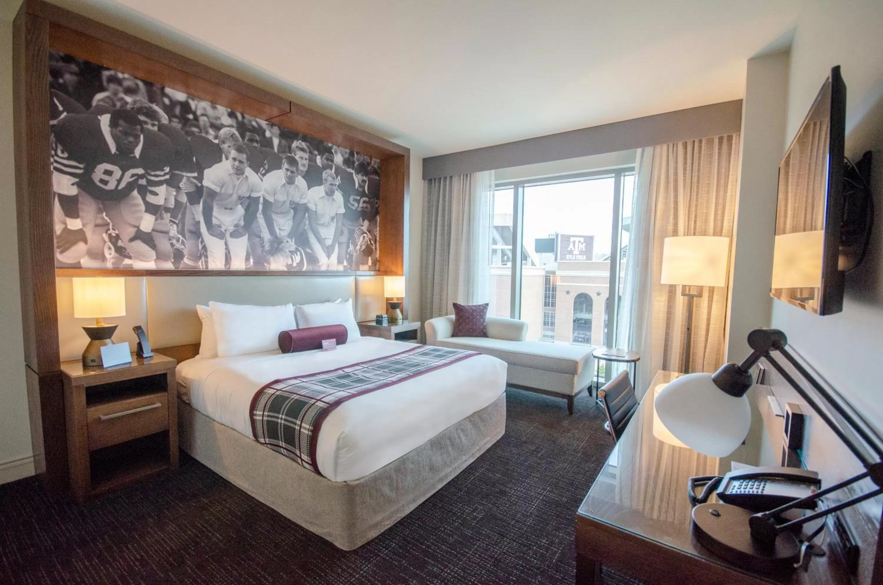 Bedroom, Bed in Texas A&M Hotel and Conference Center