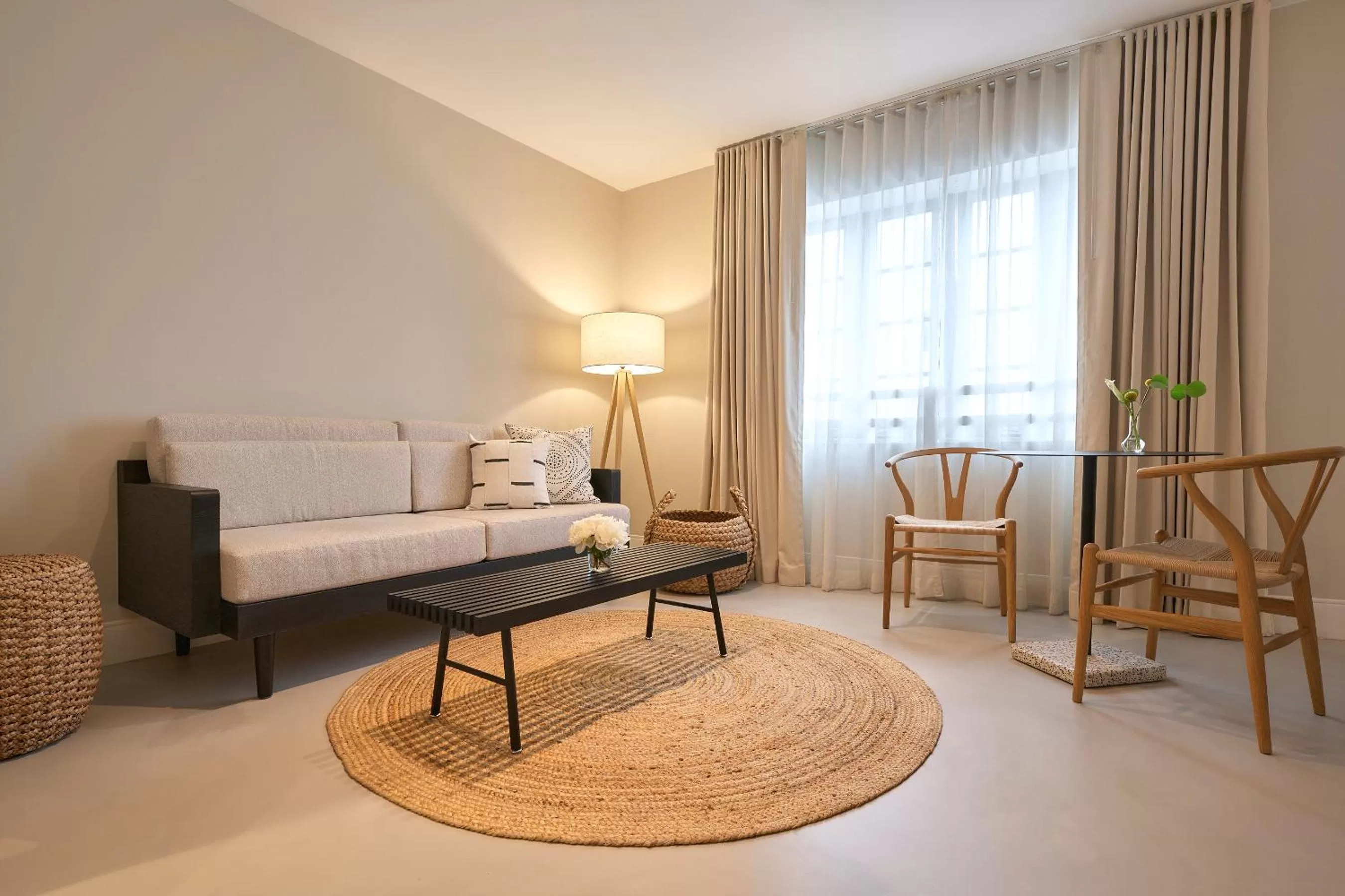 Seating area, Bed in Hotel Greystone - Adults Only