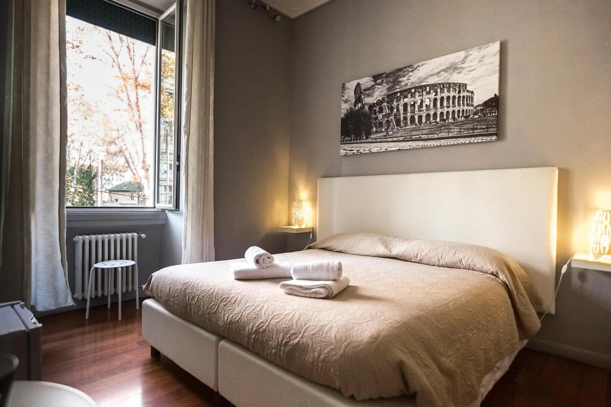 Photo of the whole room, Bed in Dulcis In Fundo b&b