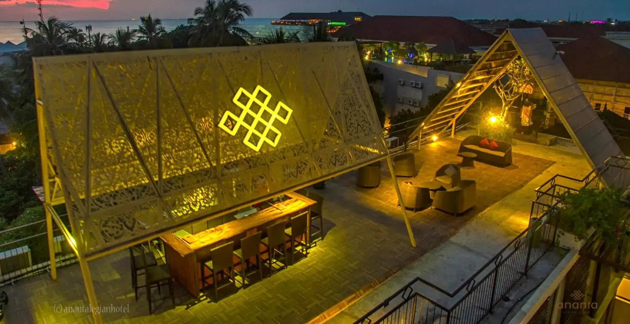 Lounge or bar, Property Logo/Sign in Ananta Legian Hotel