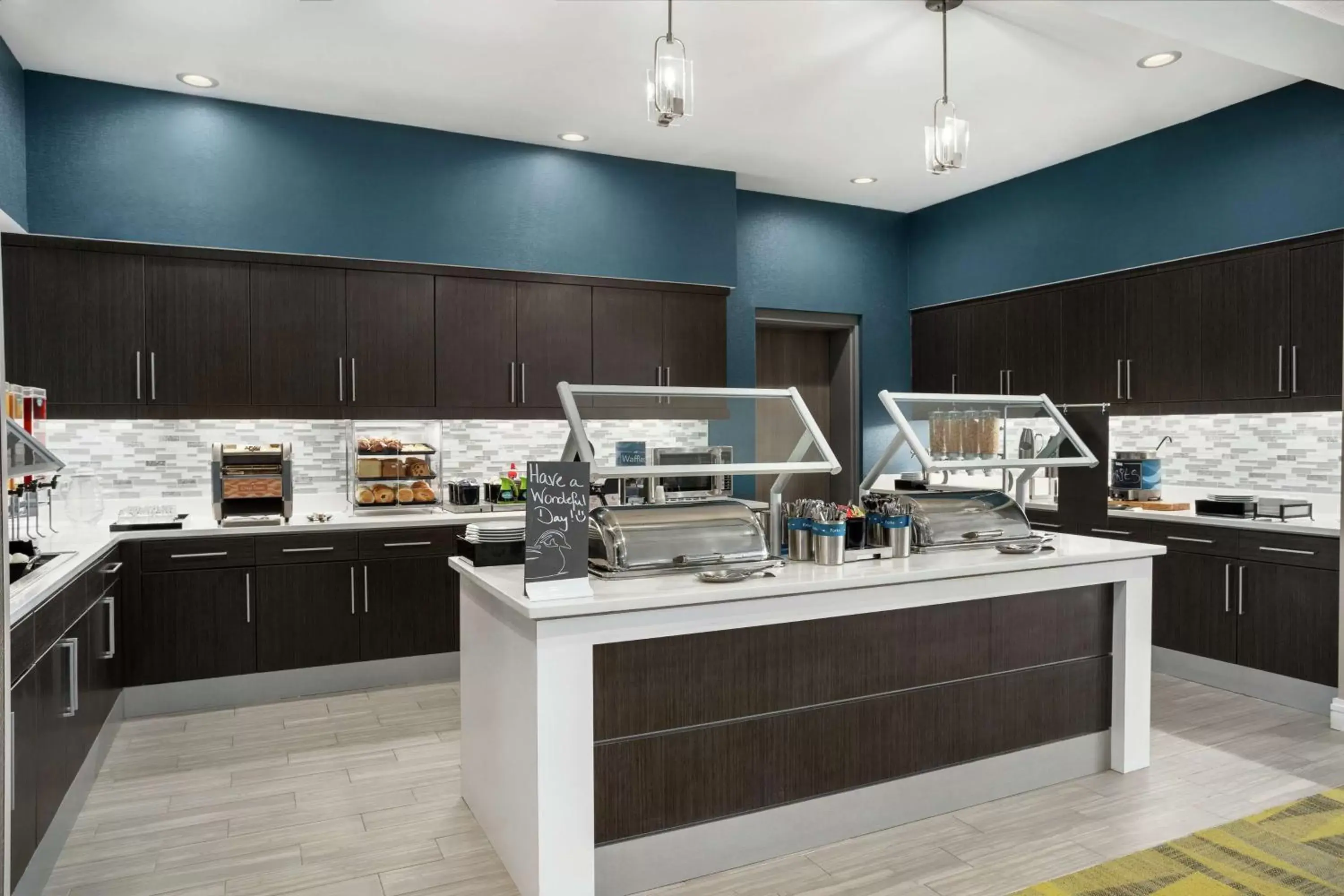 Breakfast, Kitchen/Kitchenette in Homewood Suites By Hilton Florence