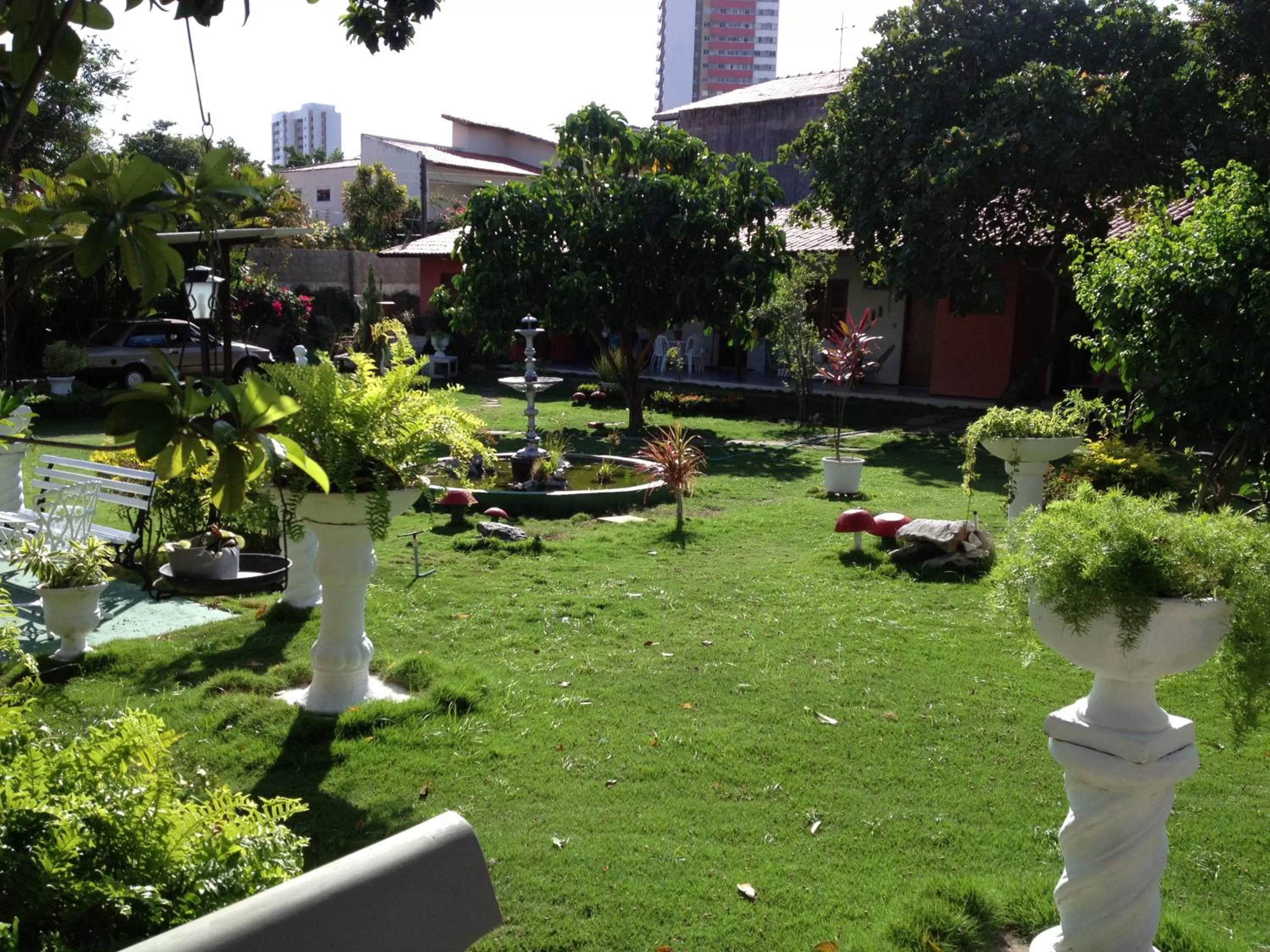 Property building in Hotel Jardim