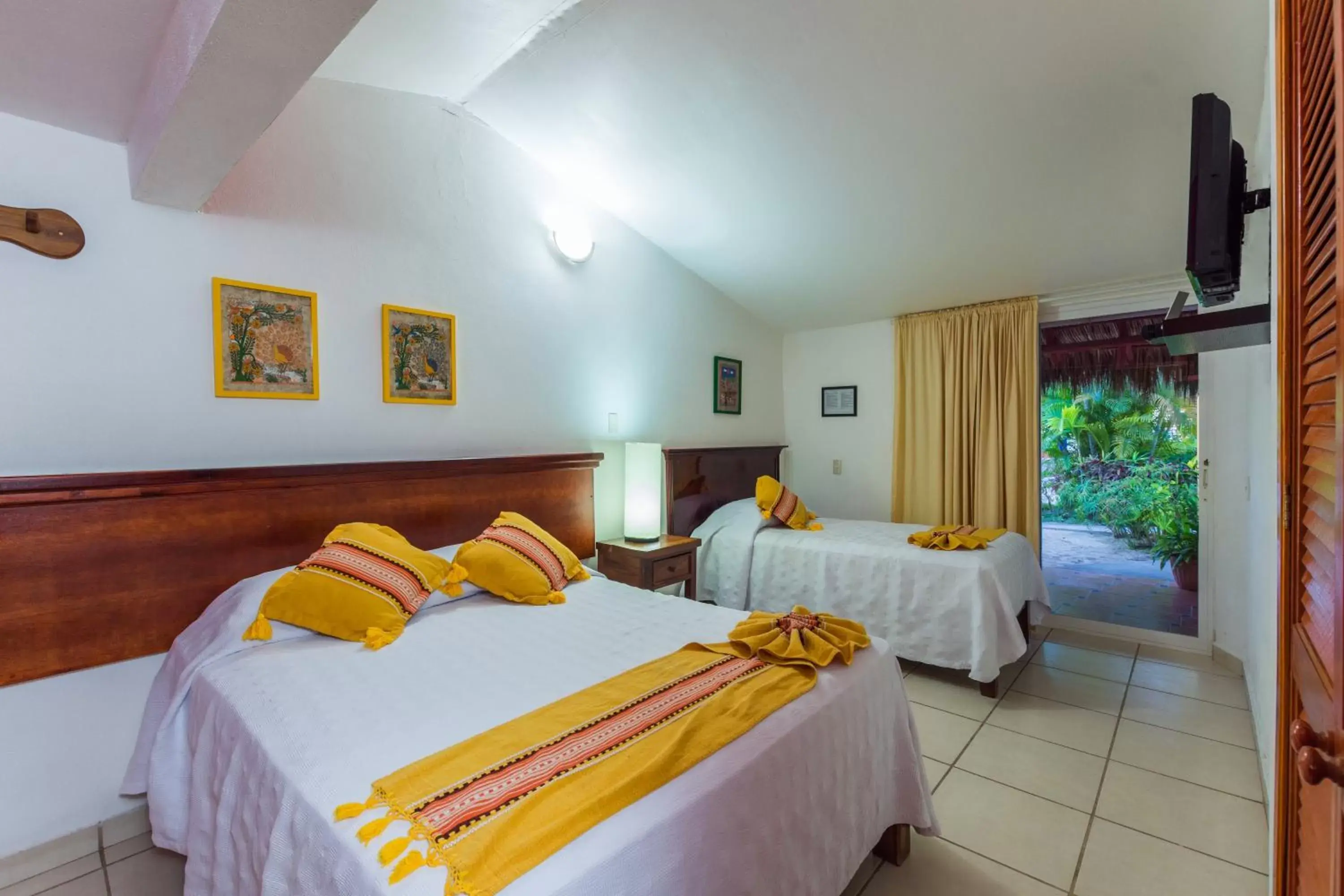 Bedroom, Bed in Hotel Meson de Mita