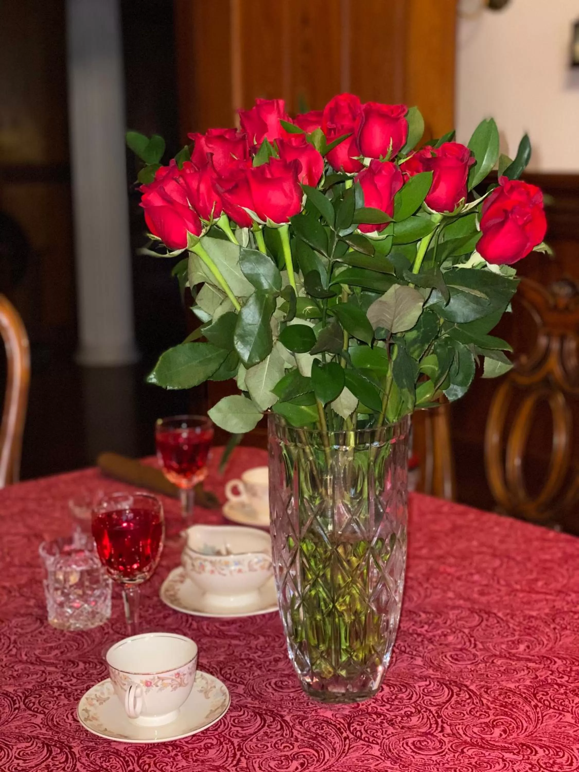 Drinks in Hogan House Bed and Breakfast at Rose Hill