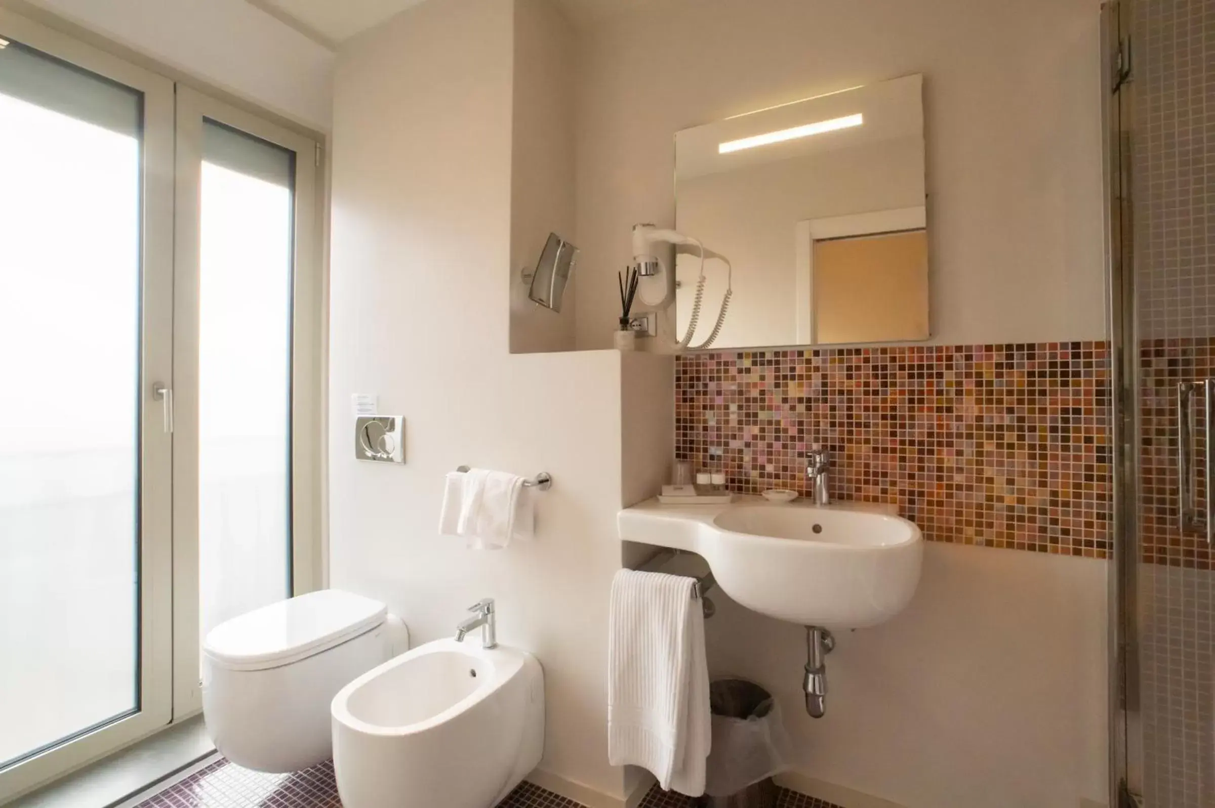Bathroom in Hotel Annunziata