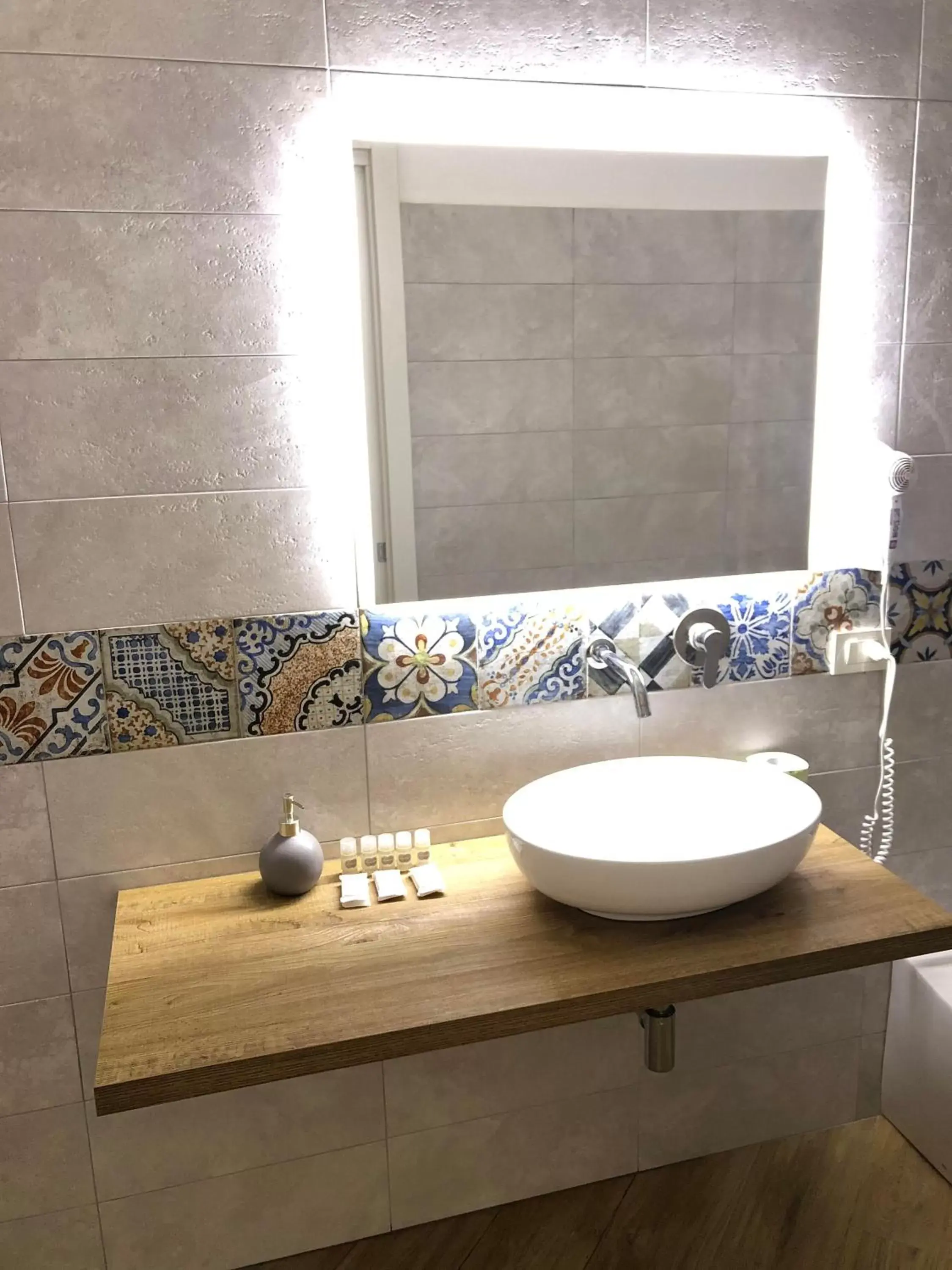 Bathroom in ALBARIA ROOMS-APARTMENTS