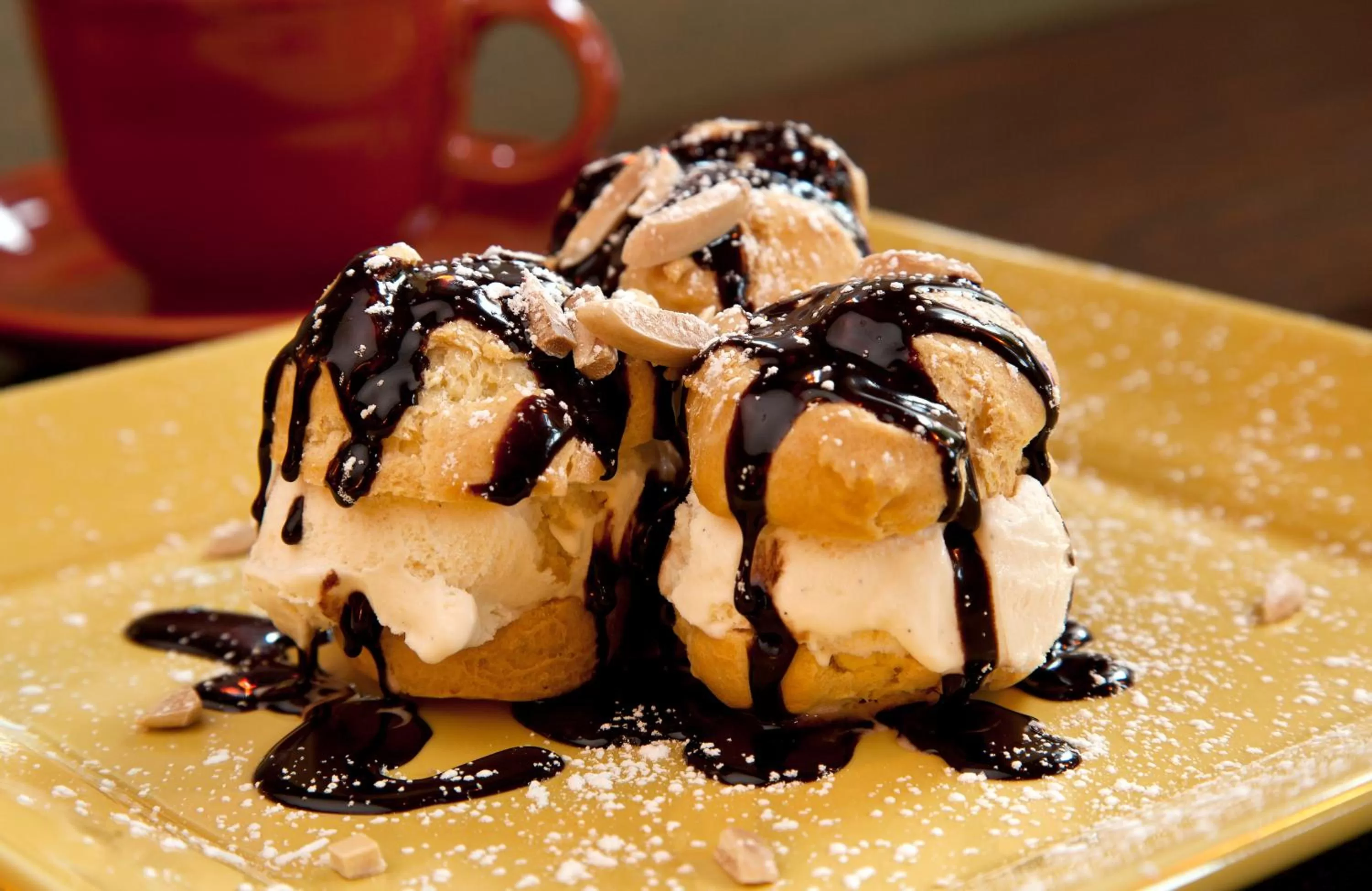 Food and drinks in Warwick Seattle