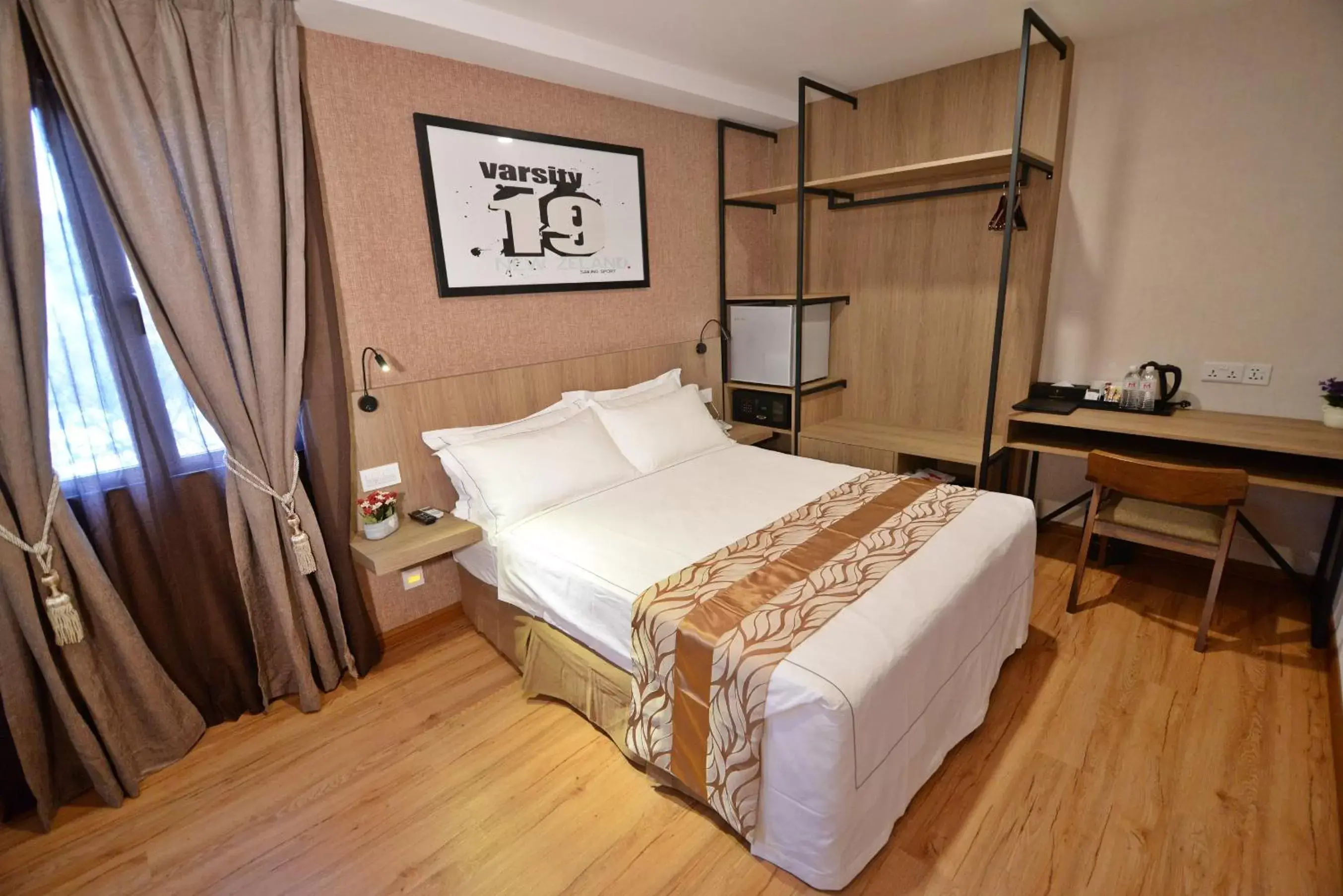 Bed in Diamond Inn Bed in Diamond Inn