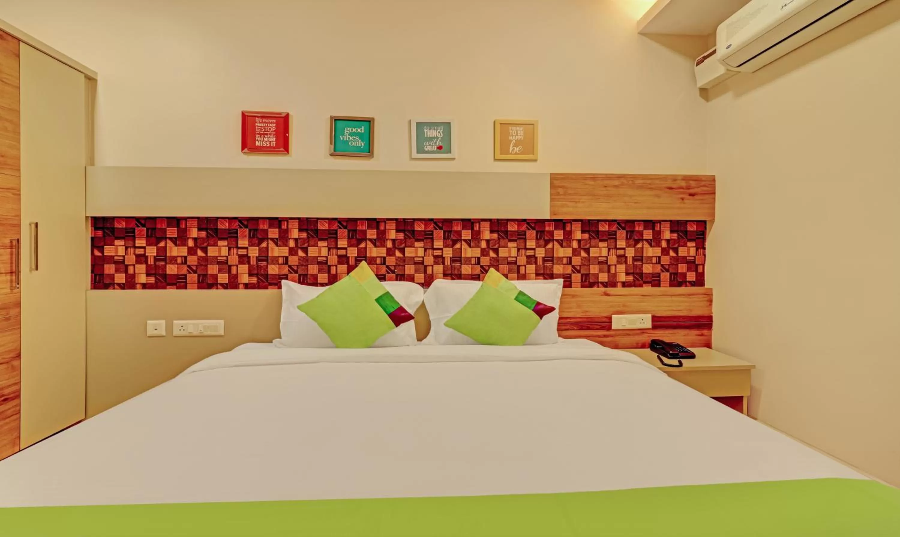 Bedroom, Bed in Treebo Rainbow Grand