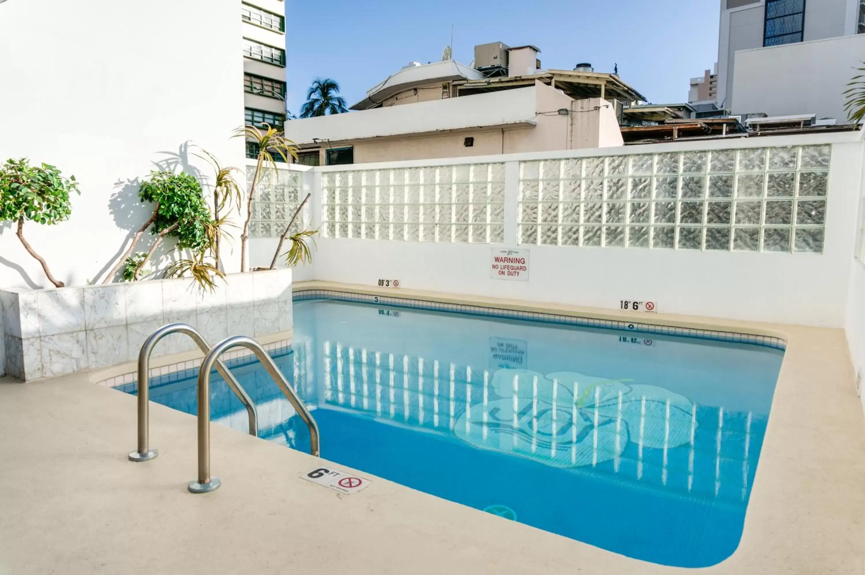 Swimming Pool in Aqua Oasis