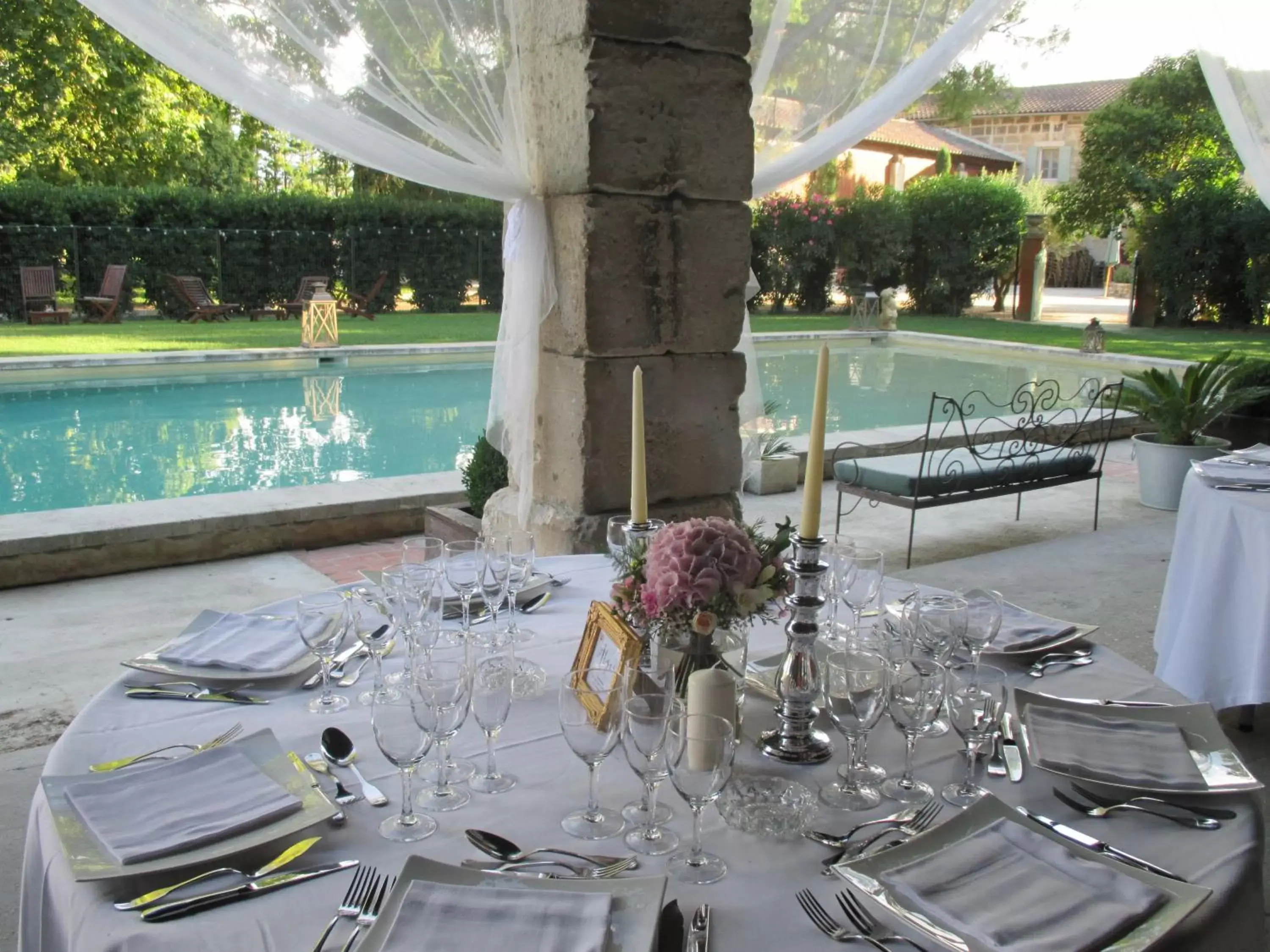 Banquet/Function facilities, Restaurant/Places to Eat in Mas des Comtes de Provence