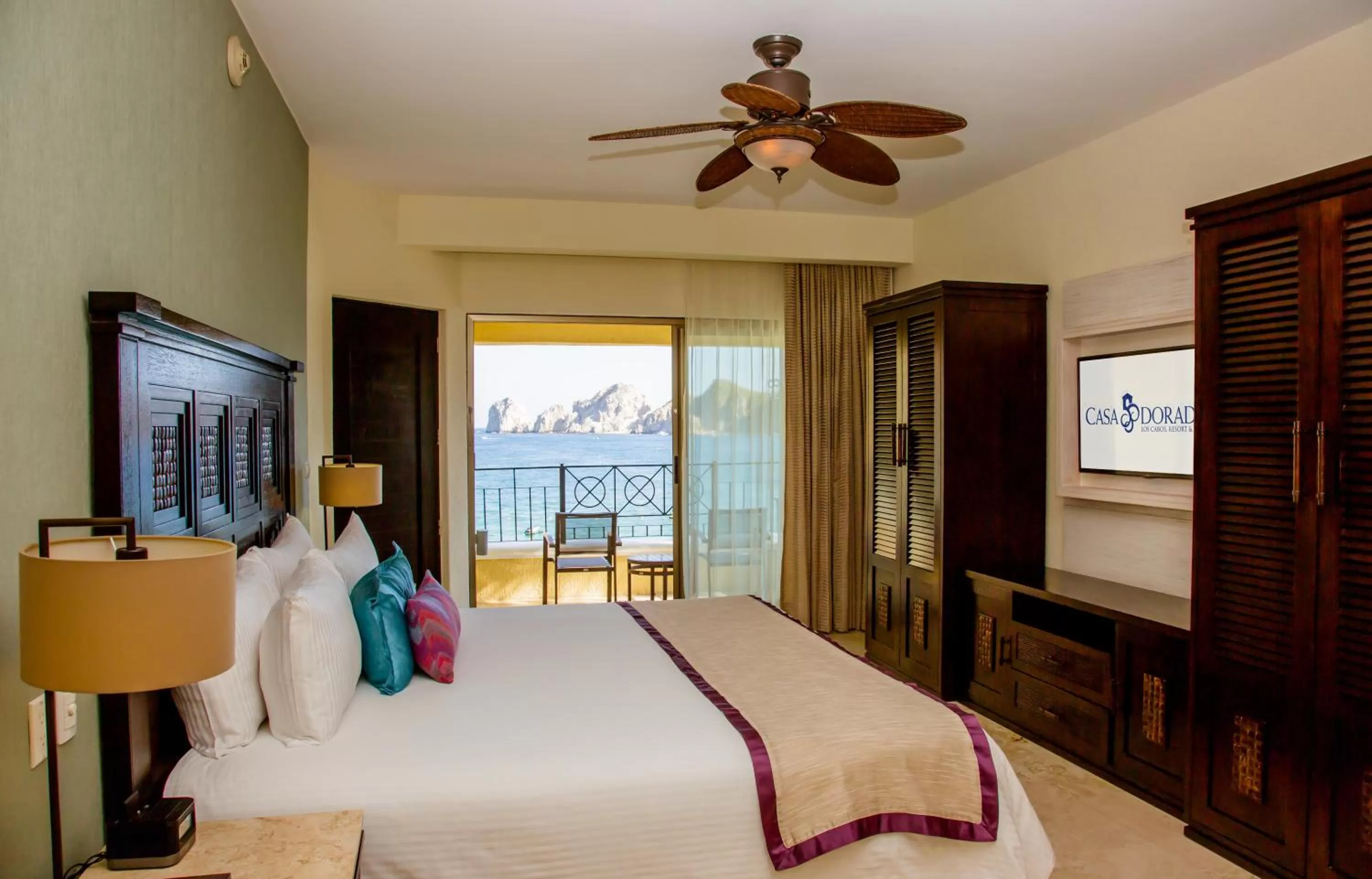 Bed in Casa Dorada Los Cabos Resort & Spa