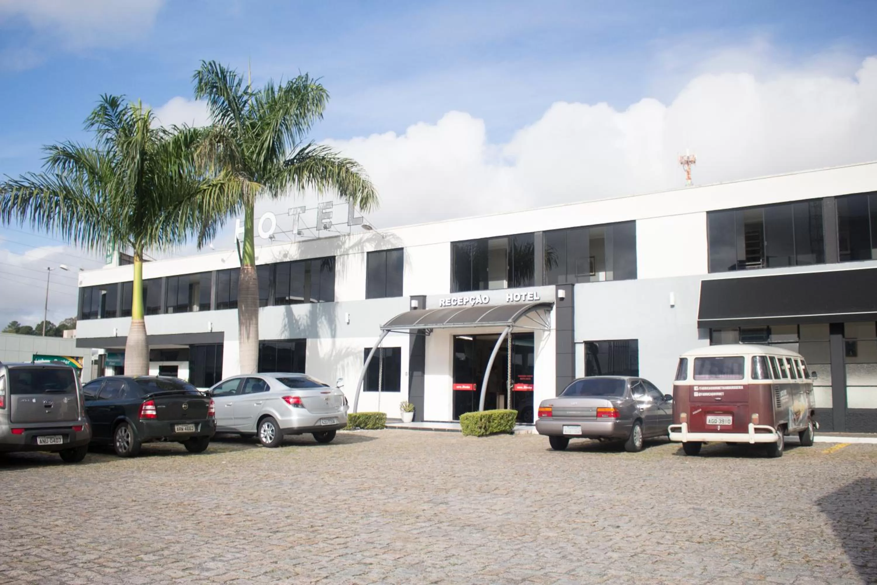 Property Building in Hotel Dois Irmãos