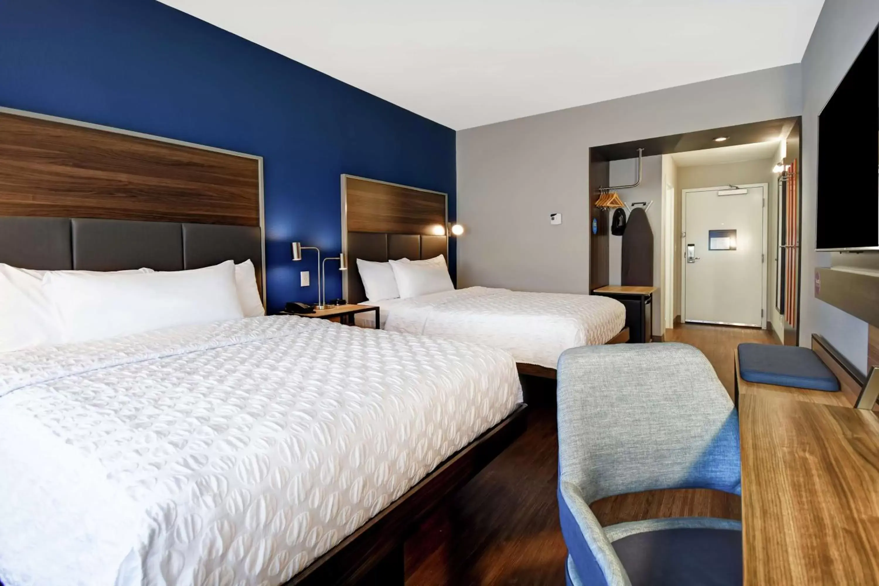 Bedroom, Bed in Tru By Hilton Cincinnati Airport South Florence Bedroom, Bed in Tru By Hilton Cincinnati Airport South Florence