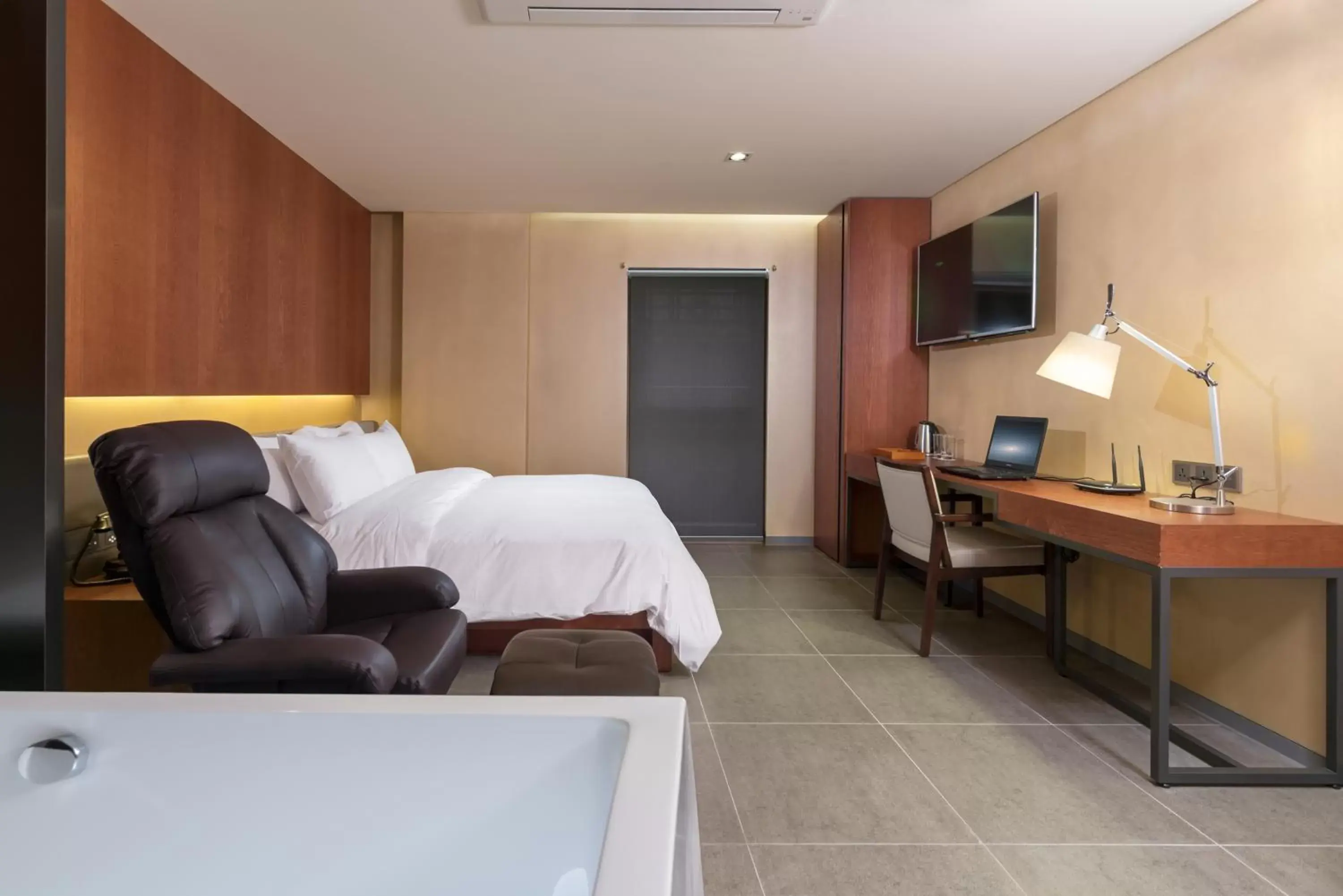 Bedroom in Capace Hotel Gangnam