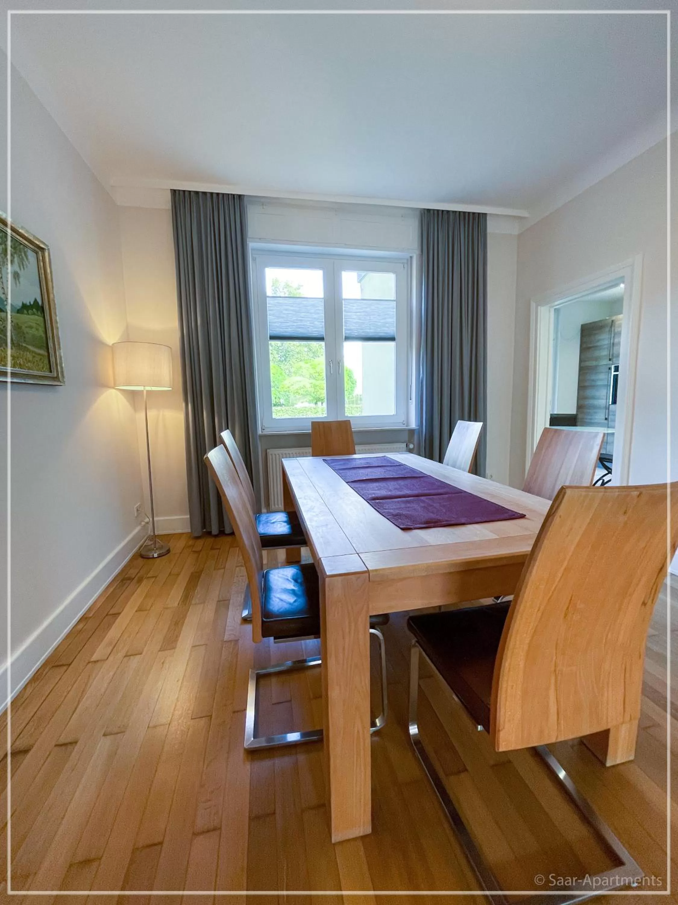Dining area in Saar-Apartments