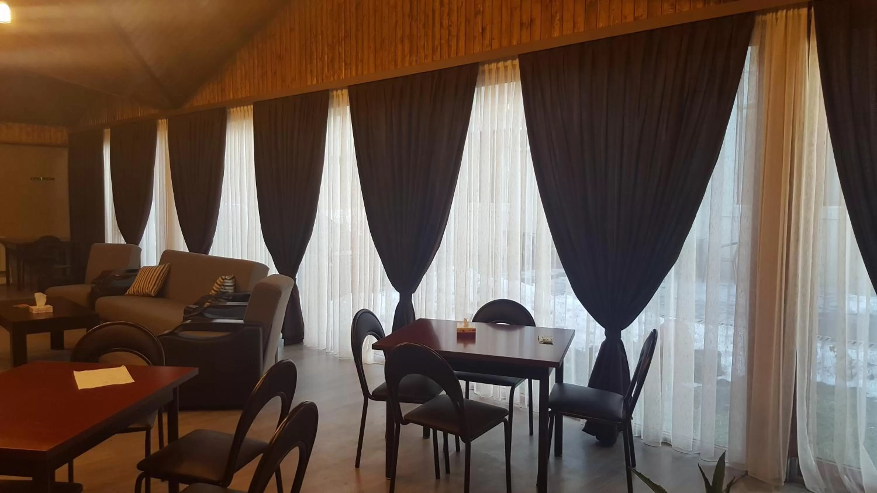Banquet/Function facilities, Dining Area in Eridana Hotel
