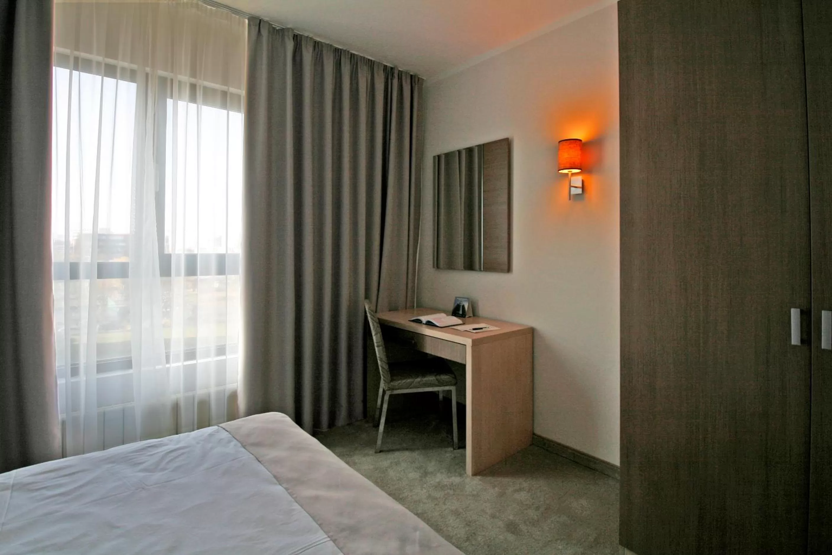 Bed in Vitosha Park Hotel - Free Indoor Pool & Parking