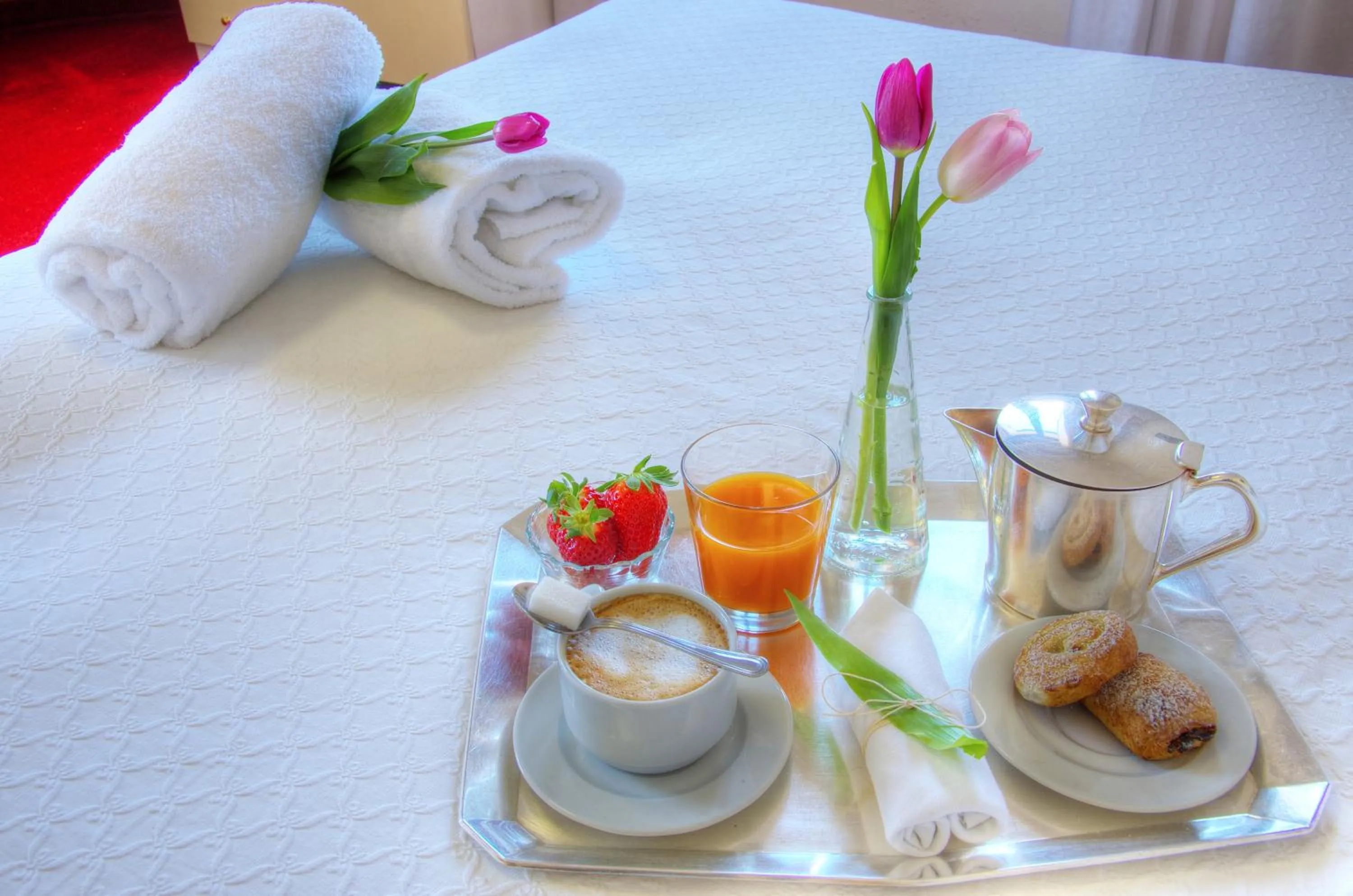 Other, Bed in Grand Hotel Milano