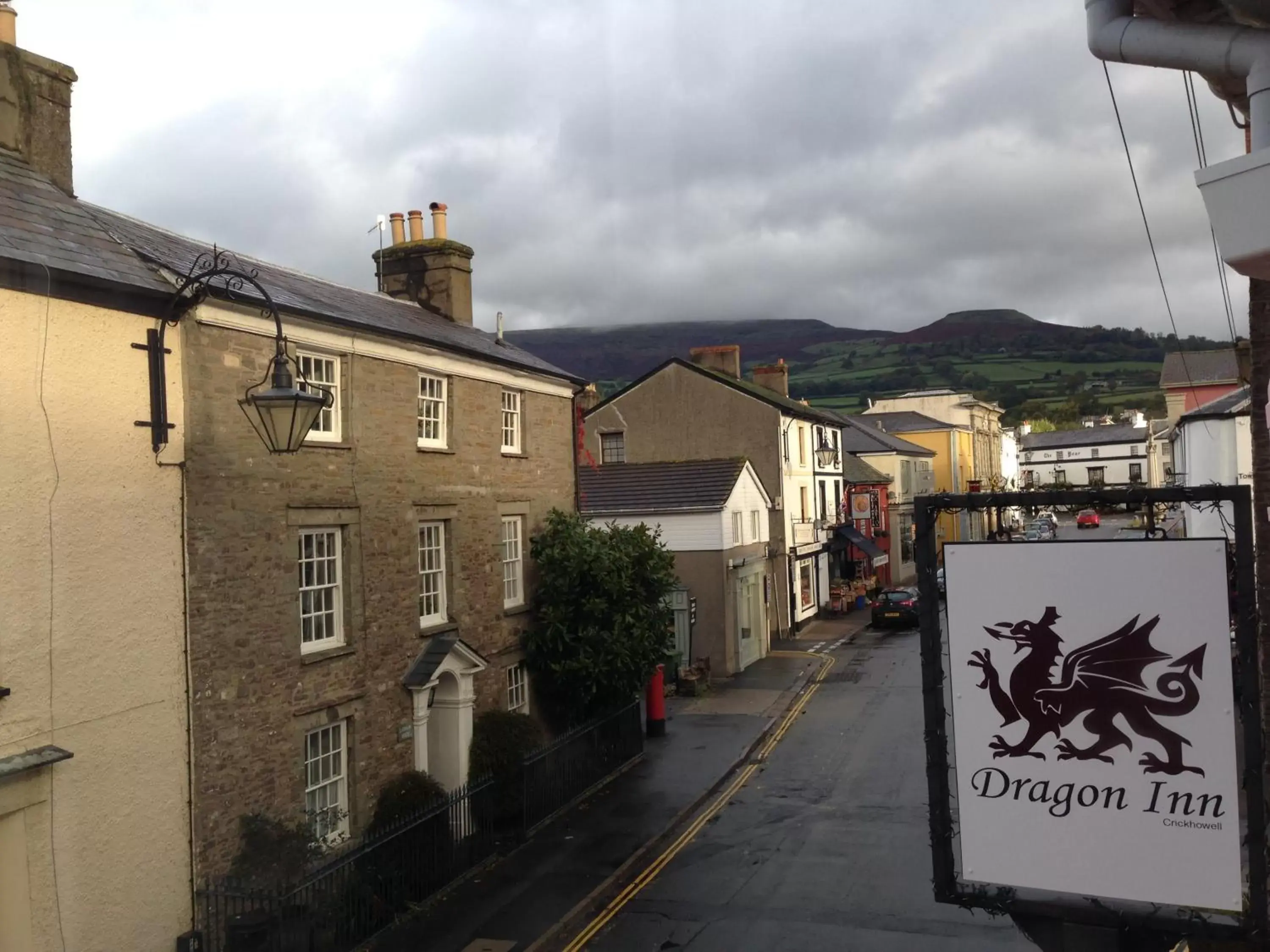 Facade/entrance in Dragon Inn