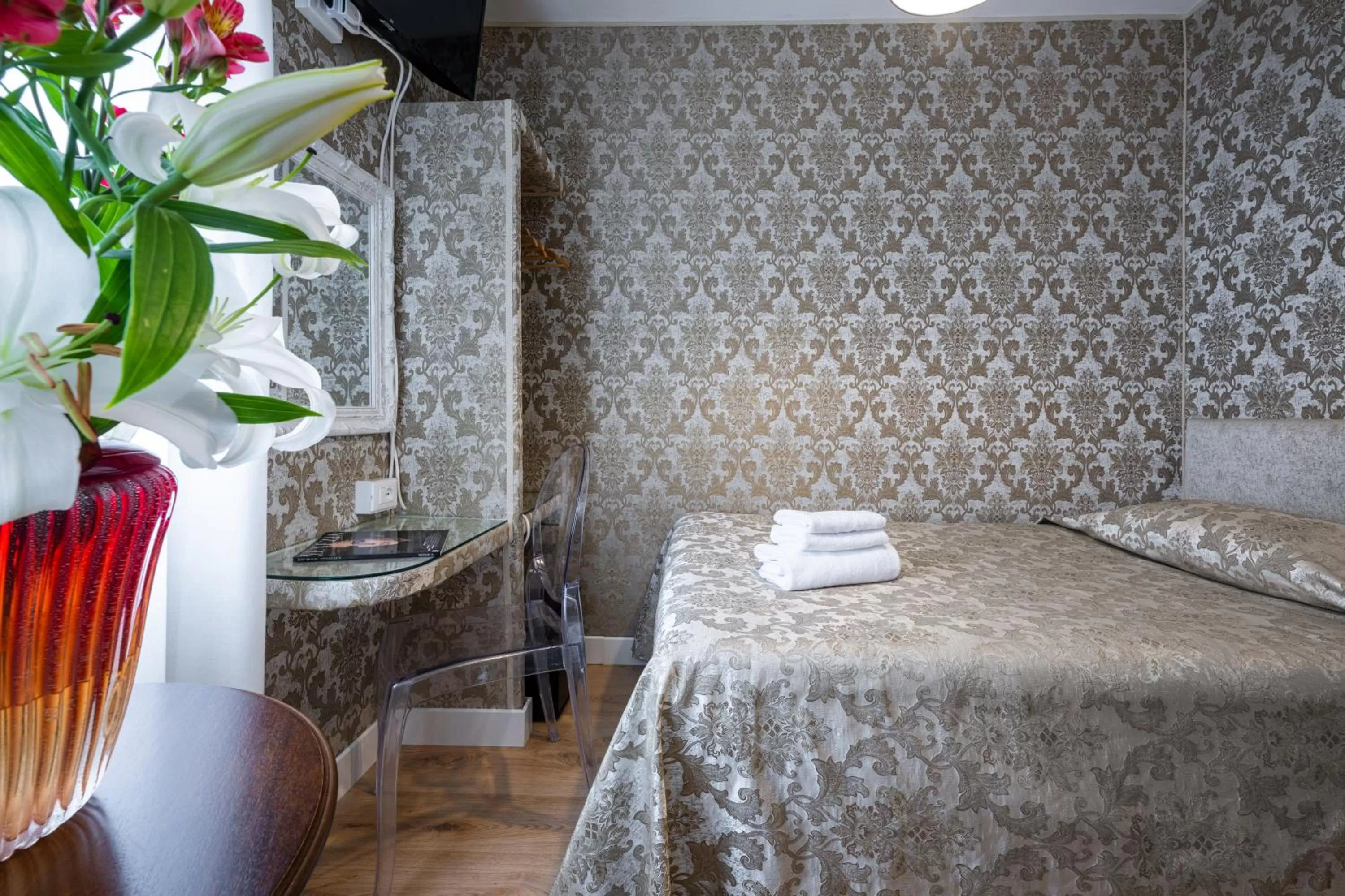 Bed in Hotel Apostoli Garden