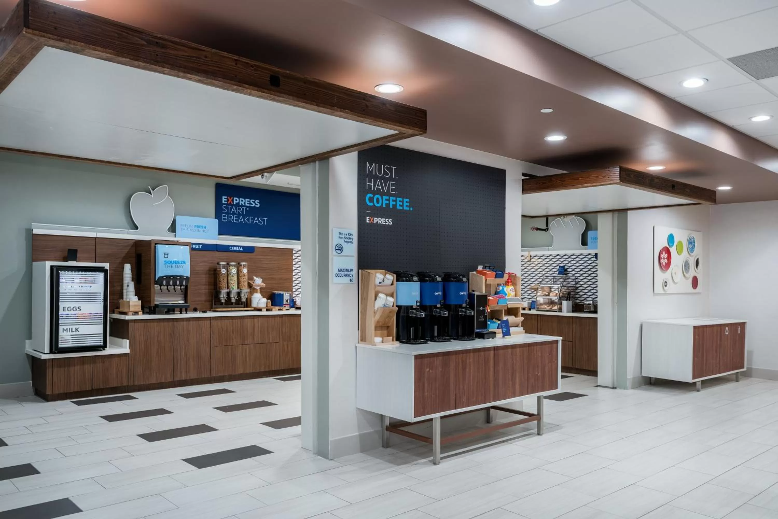 Breakfast in Holiday Inn Express & Suites- Sugar Land SE - Missouri City by IHG