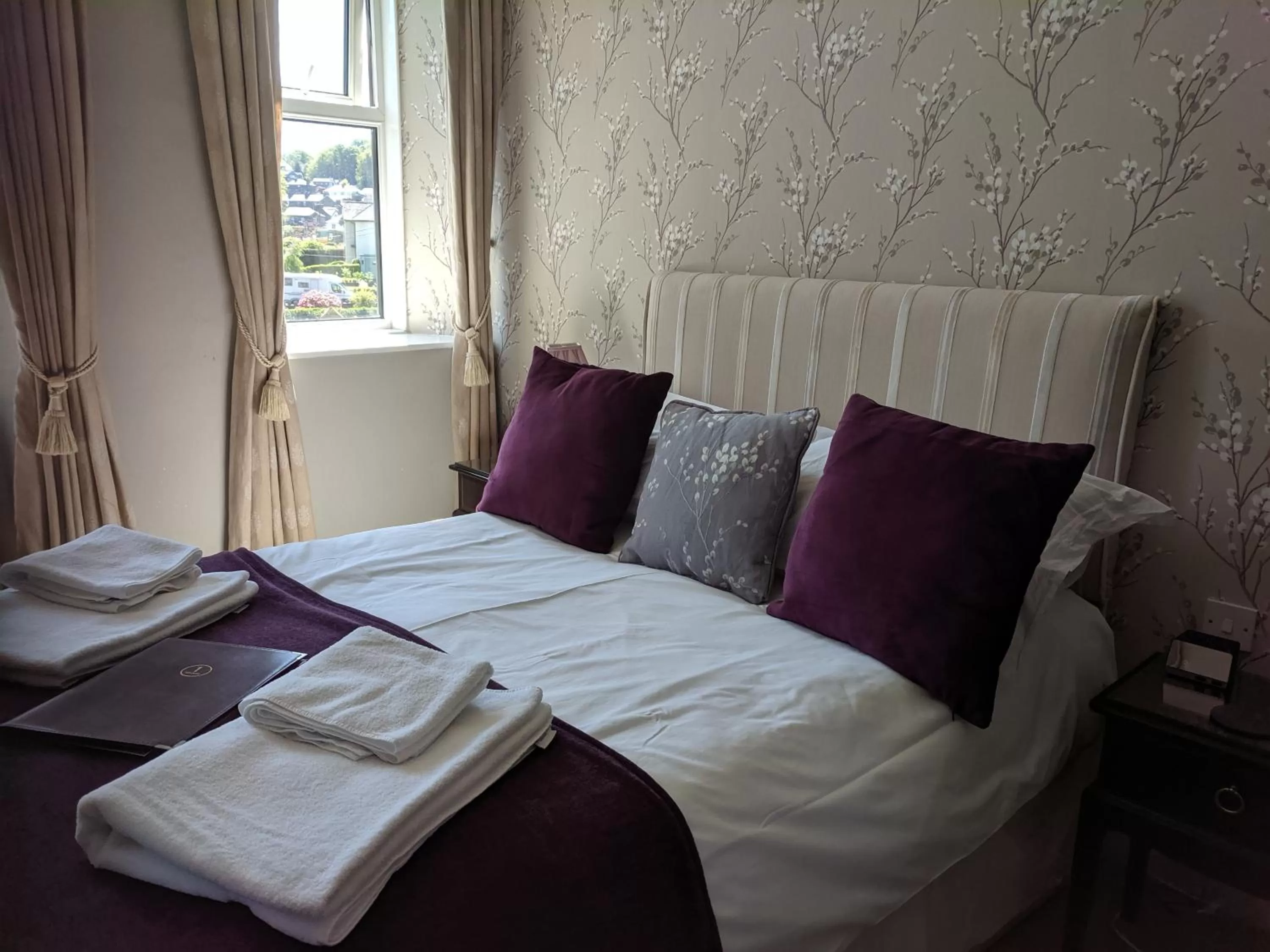 Bedroom, Bed in 1 Park Road