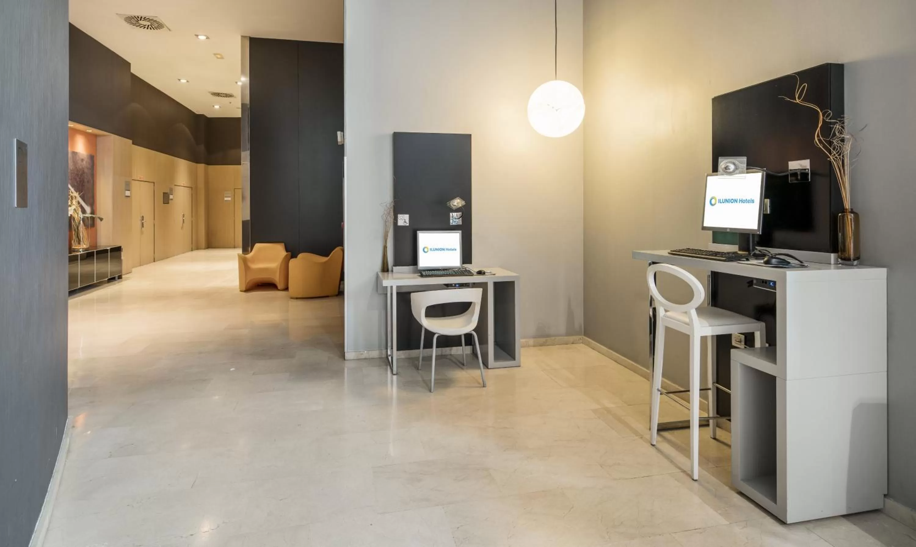 Lobby or reception in Ilunion Aqua 3