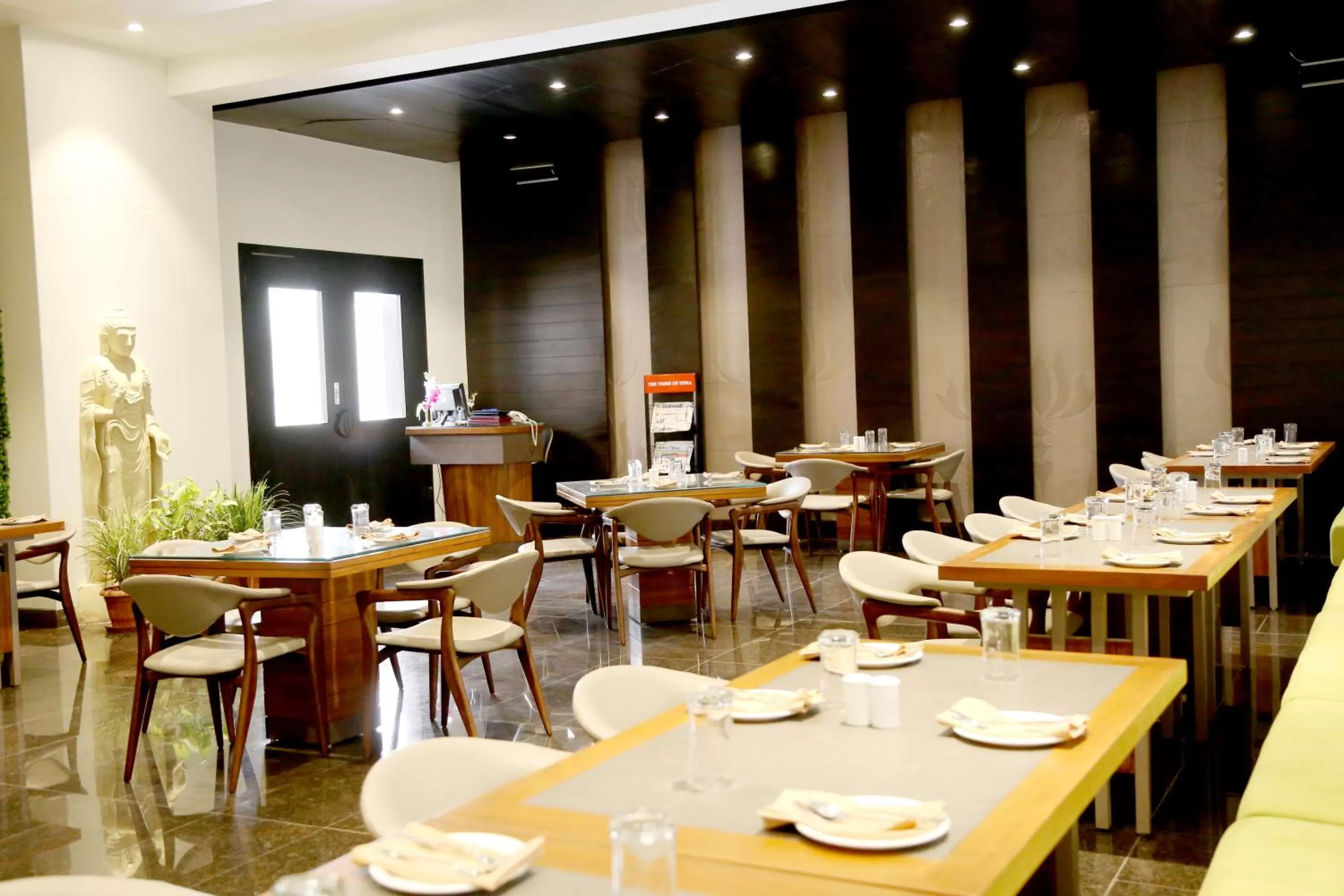 Food and drinks in Hotel AGC