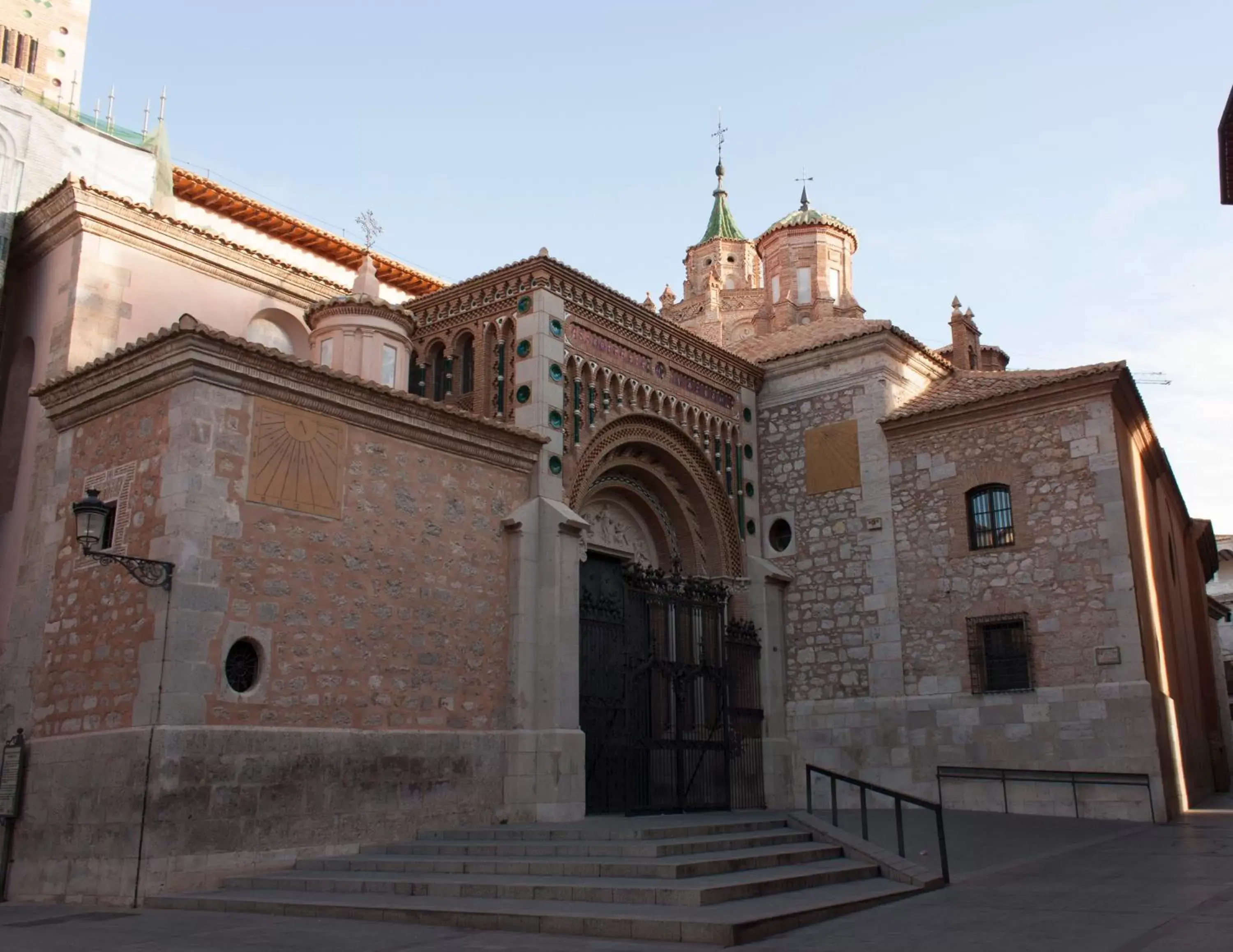 Nearby landmark in Sercotel Torico Plaza