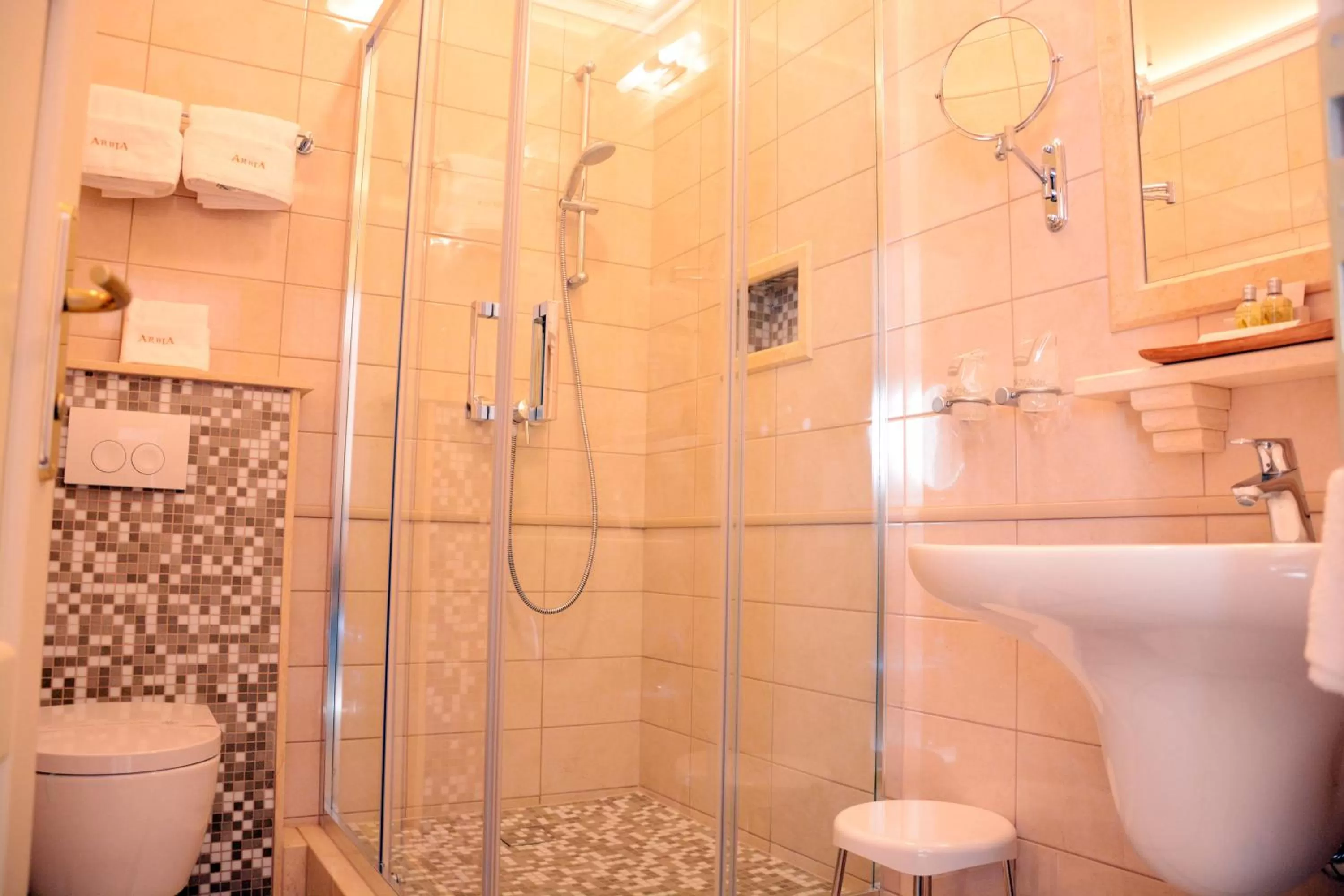 Arbia Dorka Heritage Palace