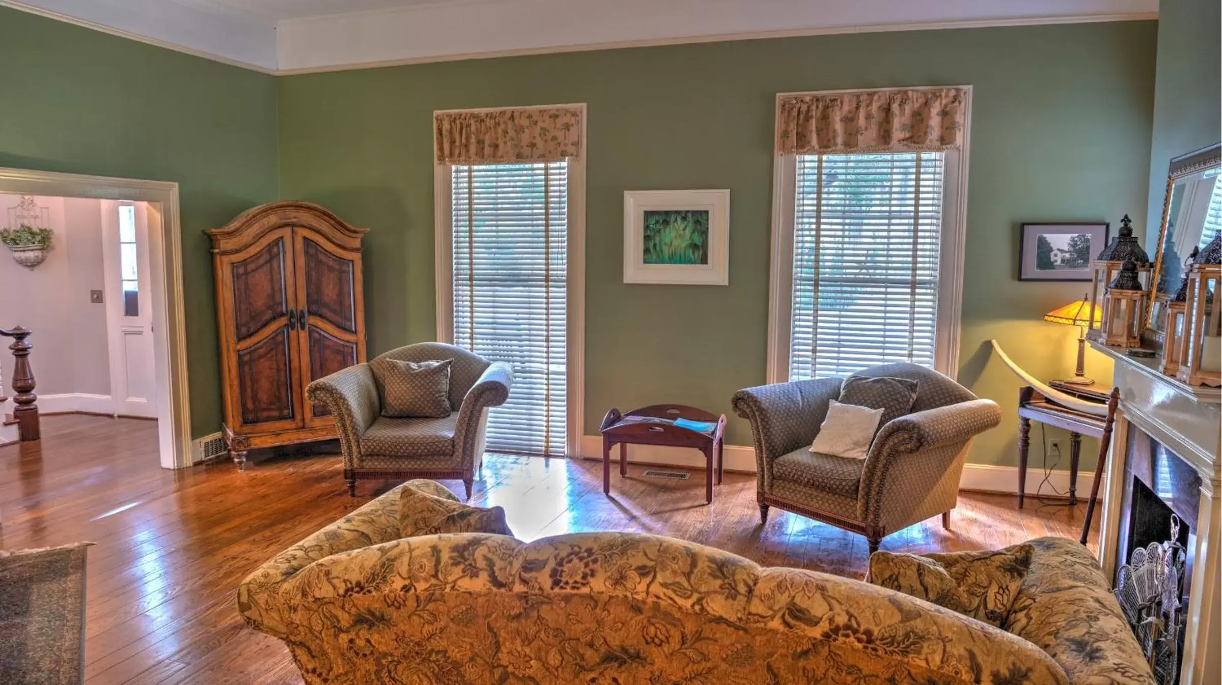 Seating Area in Open Gates Bed & Breakfast