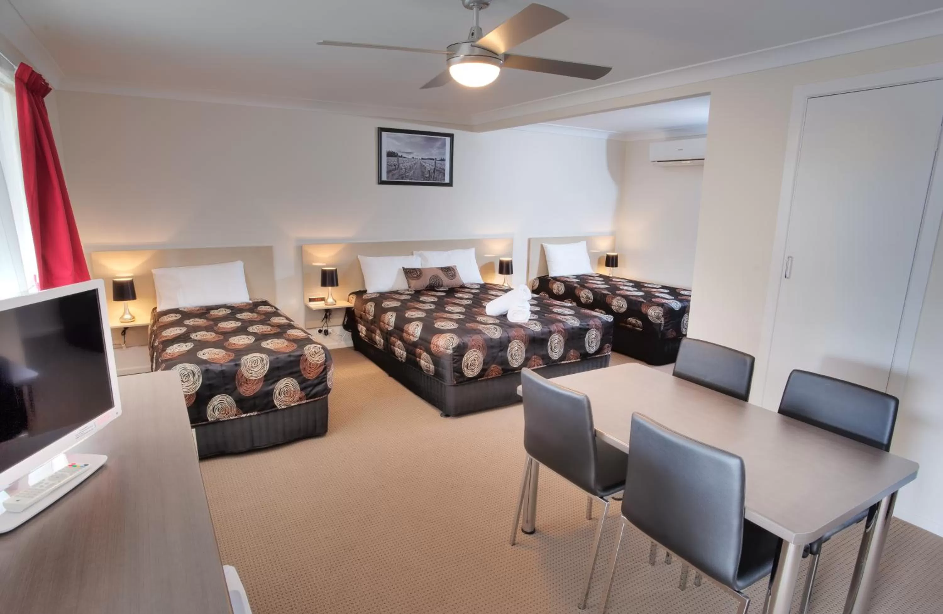 Seating area in High Street Motor Inn