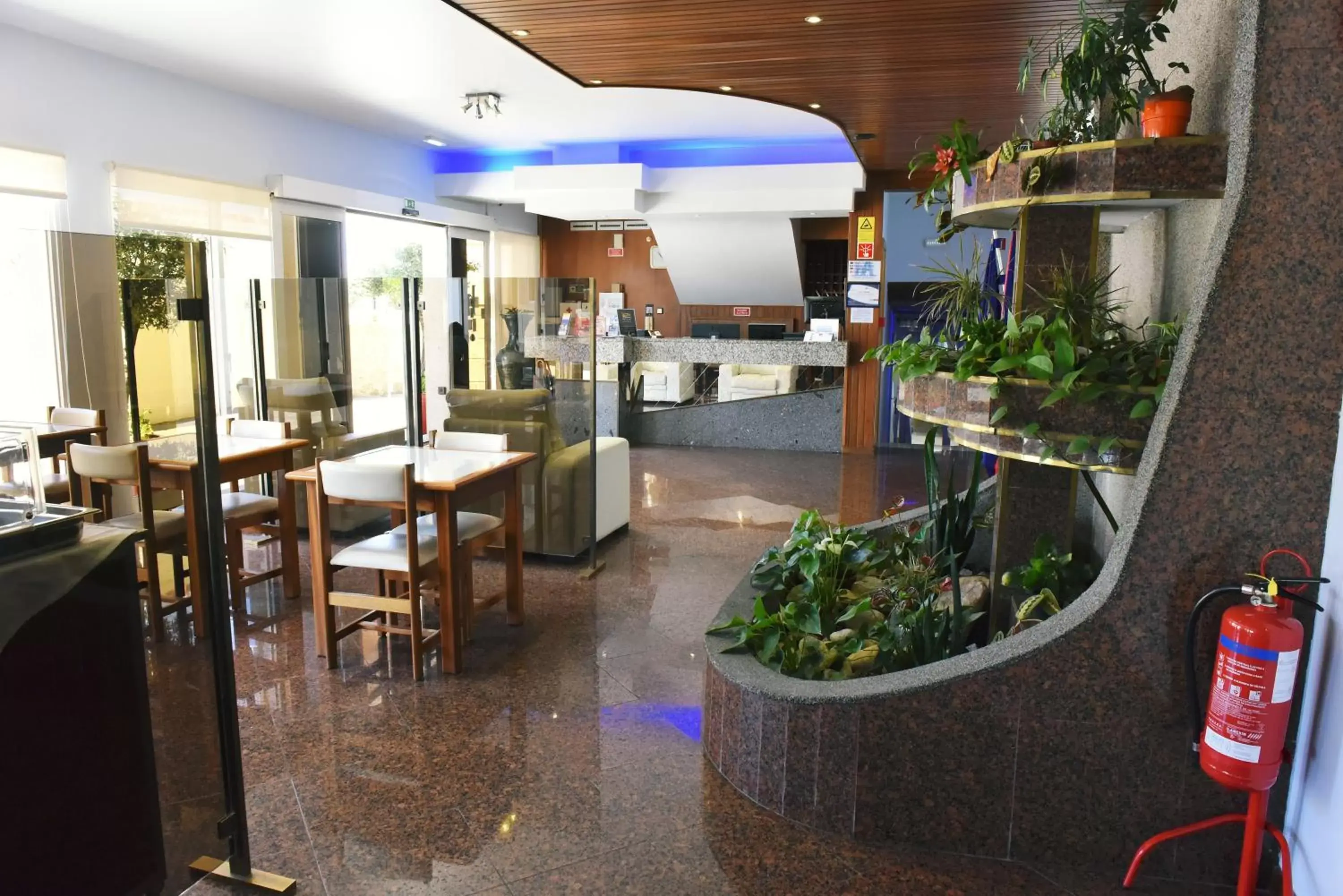 Area and facilities, Restaurant/Places to Eat in Hotel Aeroporto